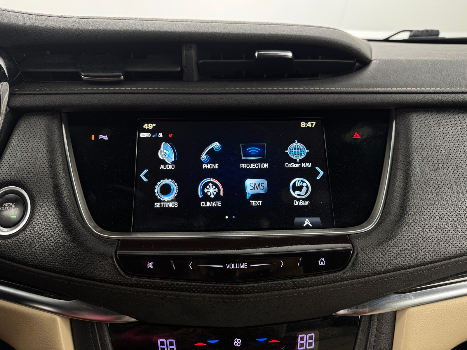 Thumbnail: 2019 Cadillac XT5 - 3