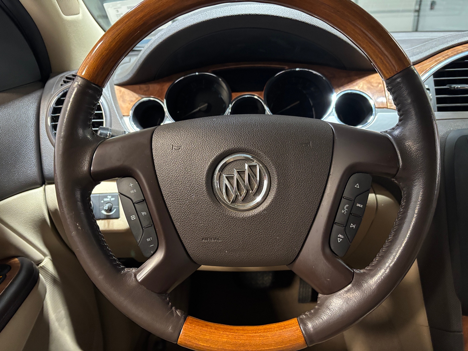 Thumbnail: 2012 Buick Enclave - 5