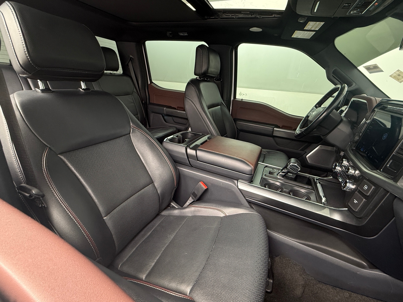 Thumbnail: 2022 Ford Econoline - 2