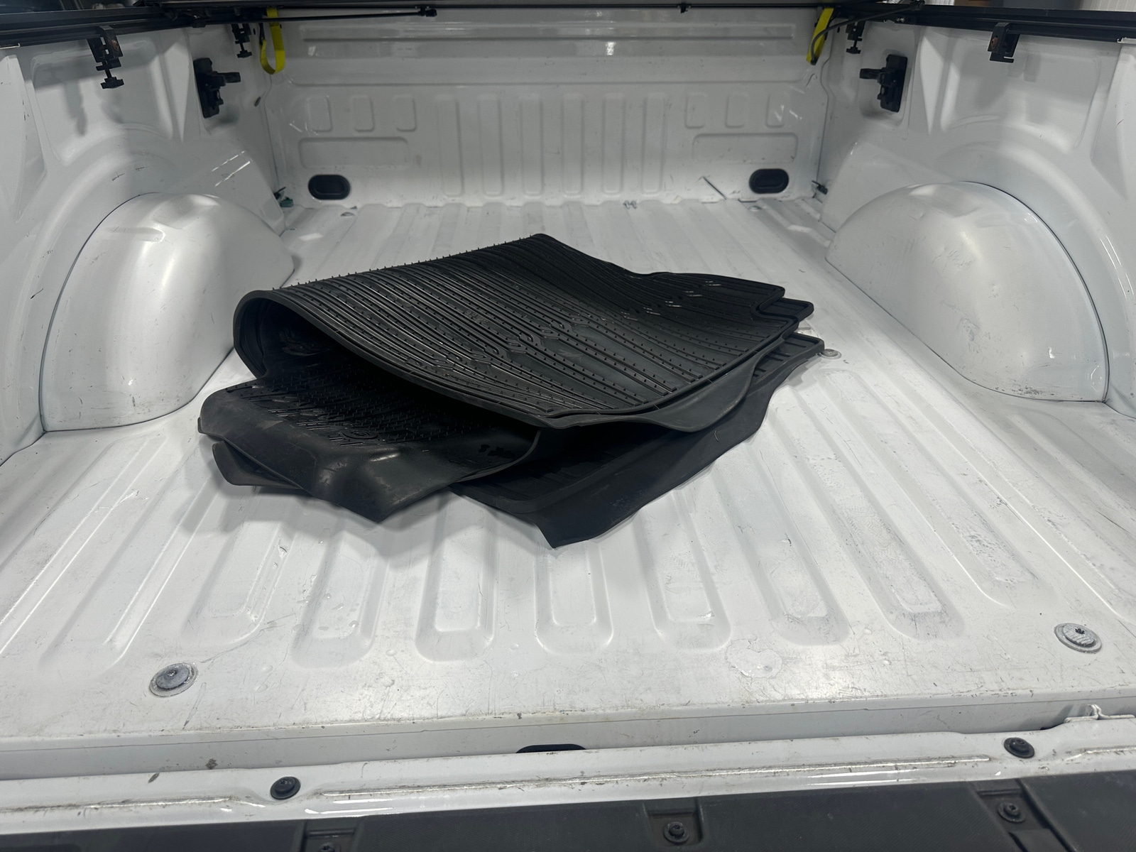 Thumbnail: 2022 Ford Econoline - 7