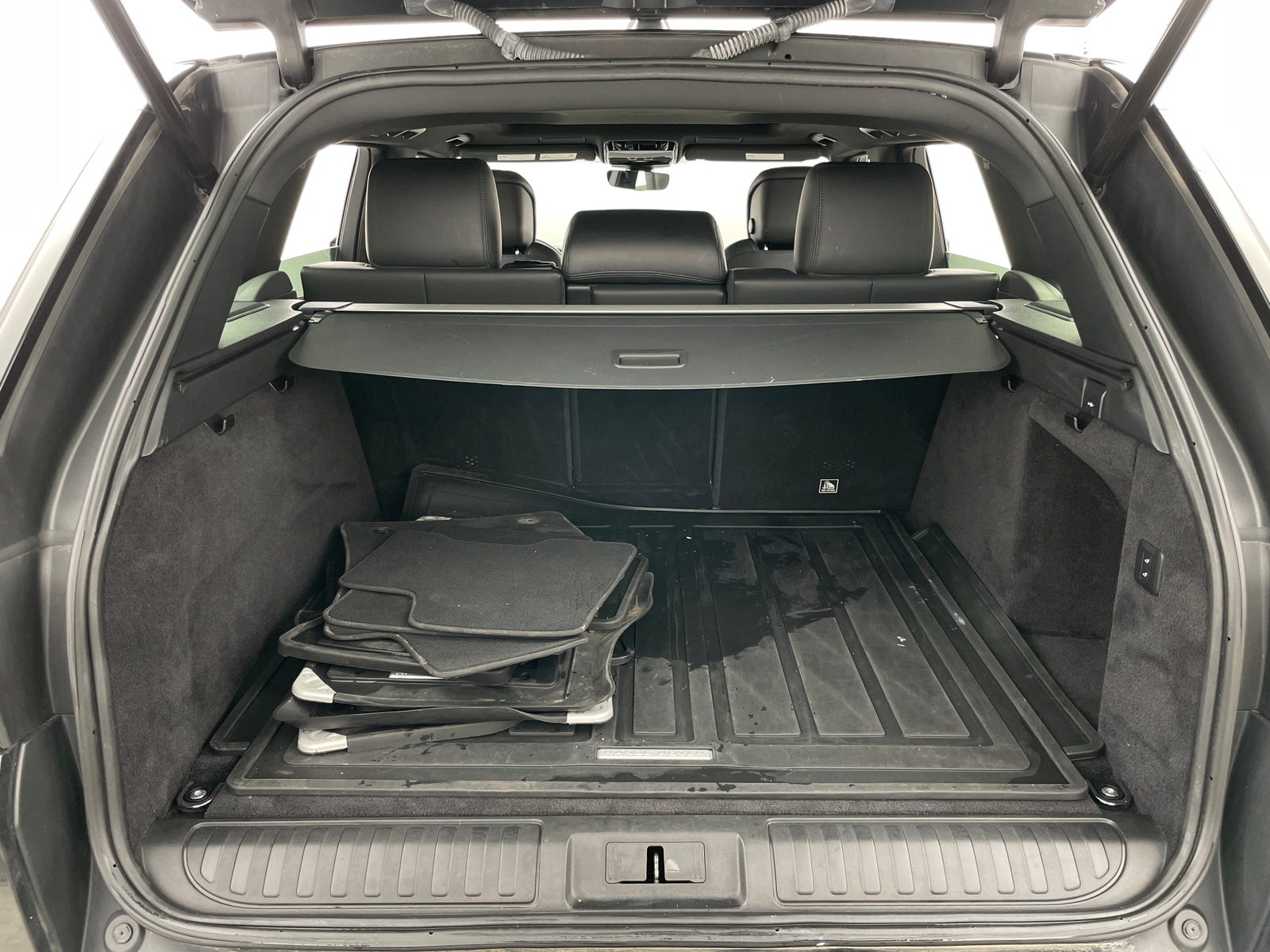 Thumbnail: 2020 Land Rover Range Rover Sport - 6