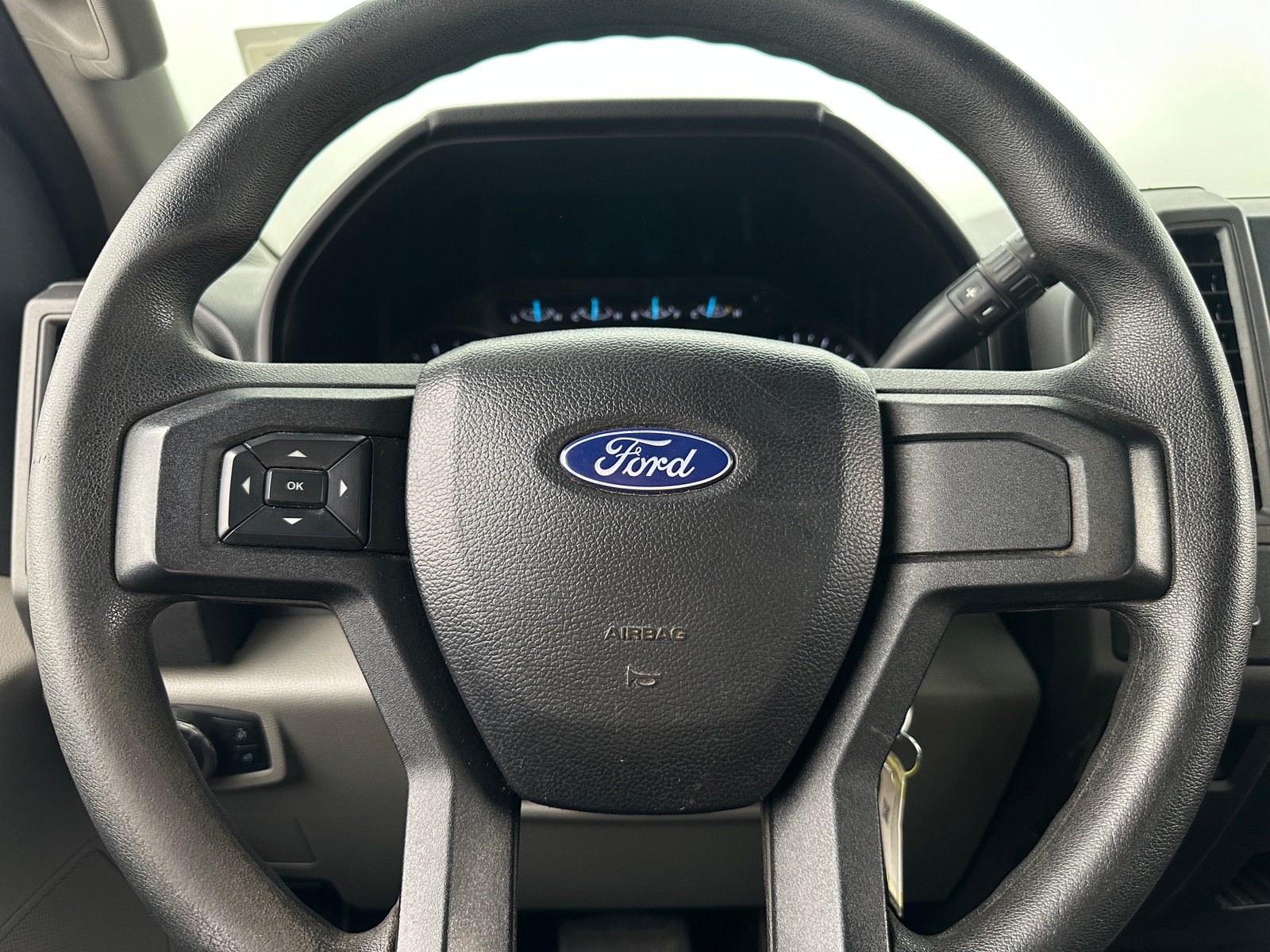 Thumbnail: 2019 Ford Econoline - 5