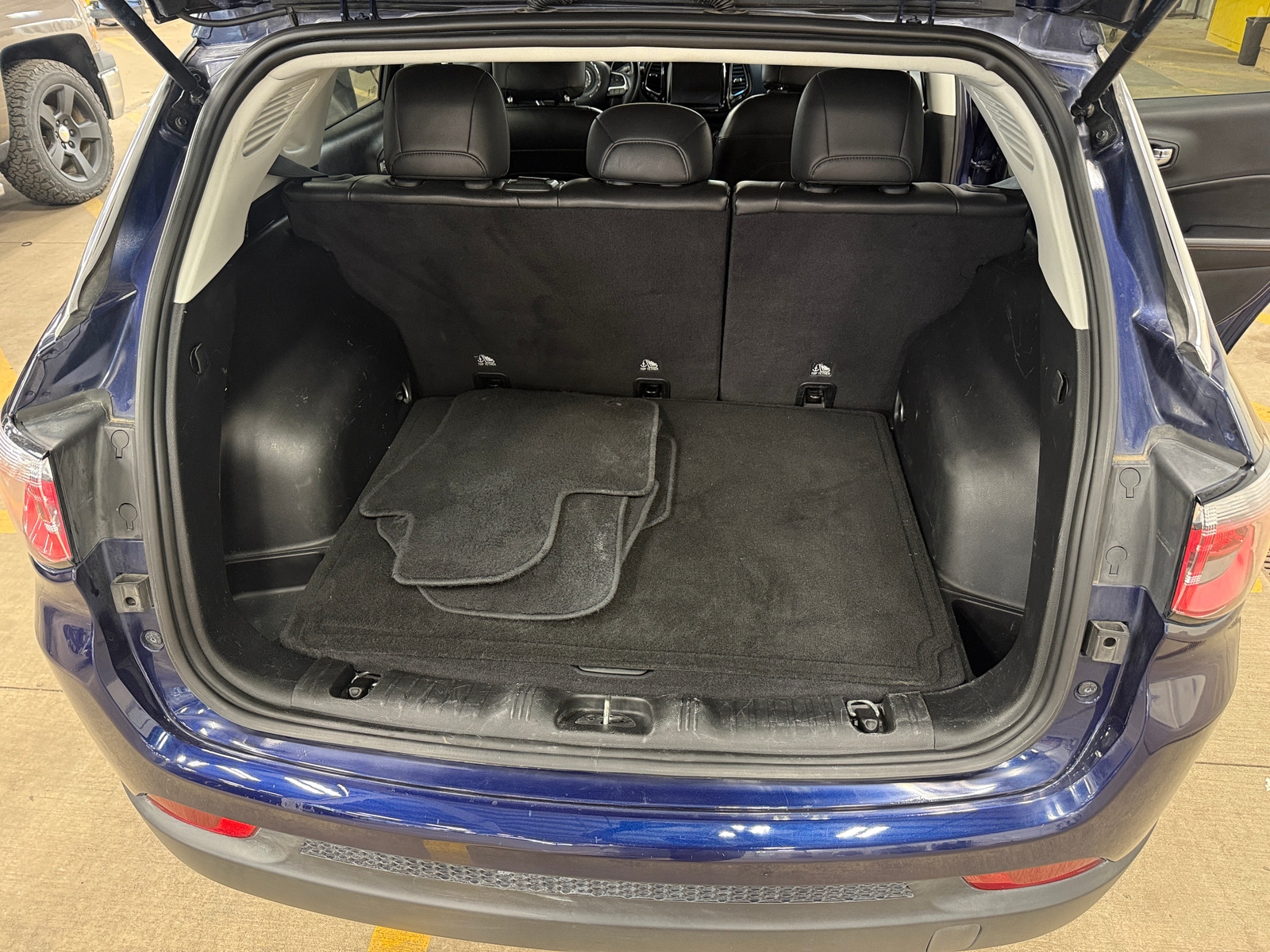 Thumbnail: 2018 Jeep Compass - 6