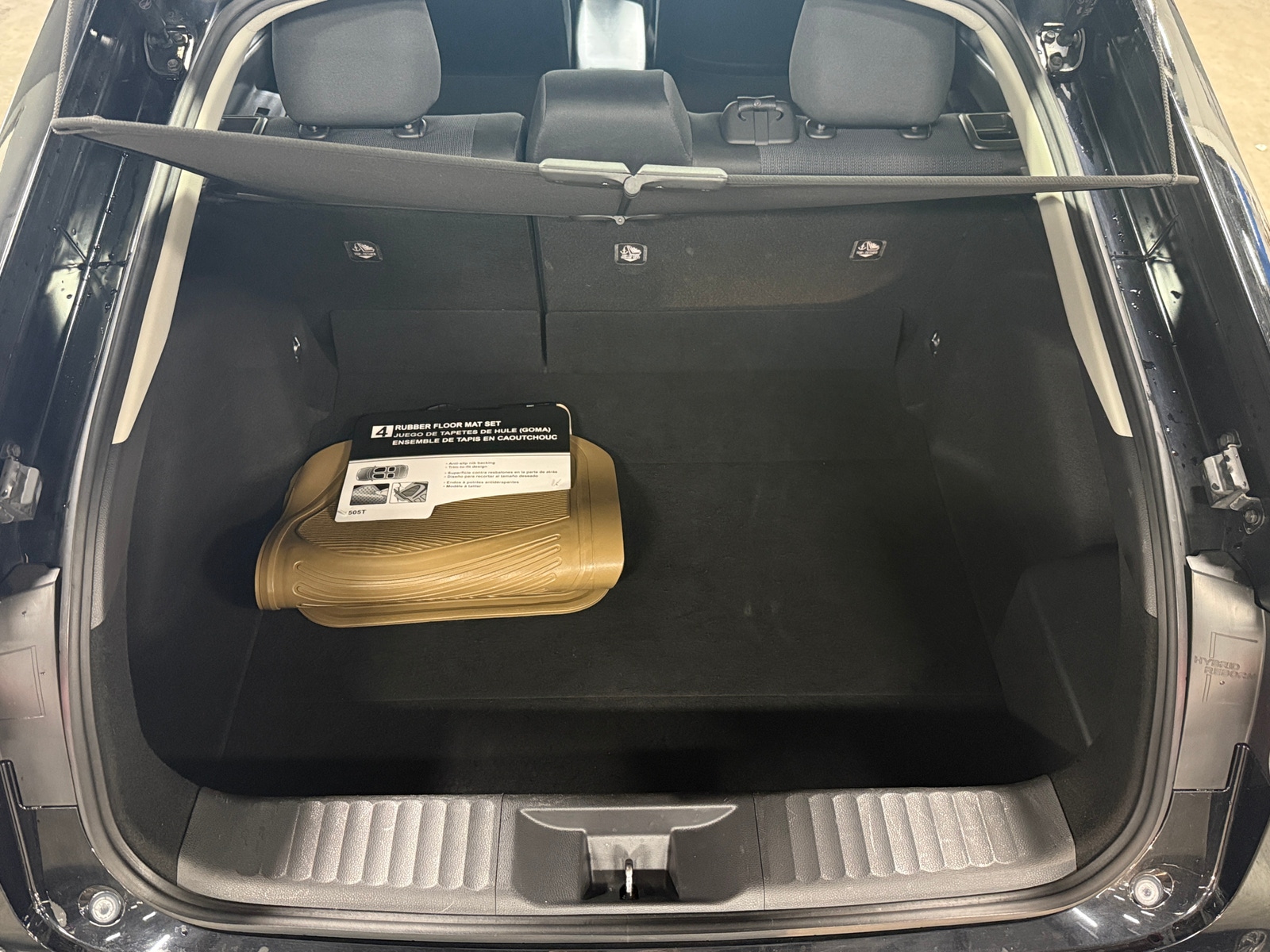 Thumbnail: 2024 Toyota Prius - 7