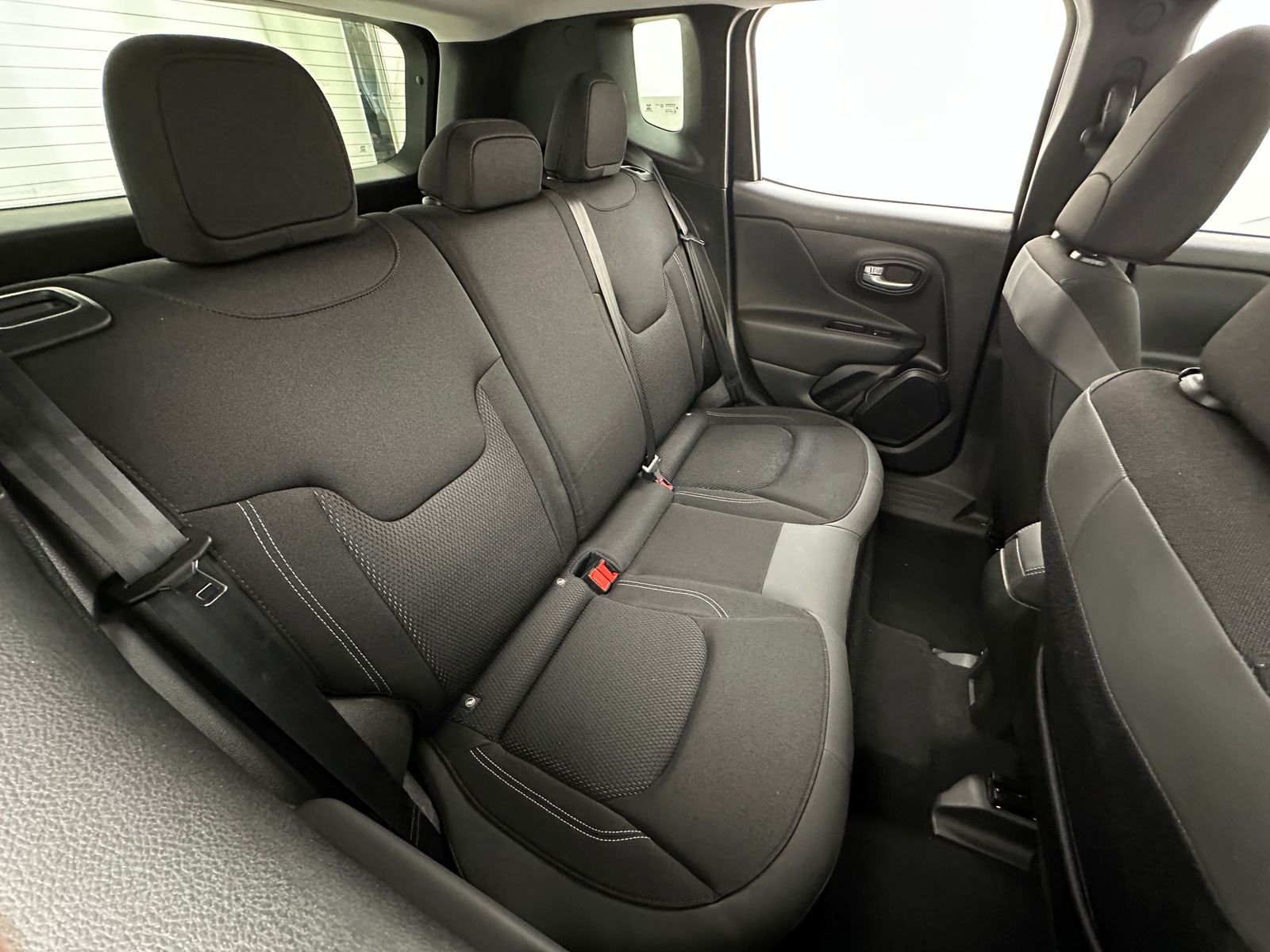 Thumbnail: 2023 Jeep Renegade - 6