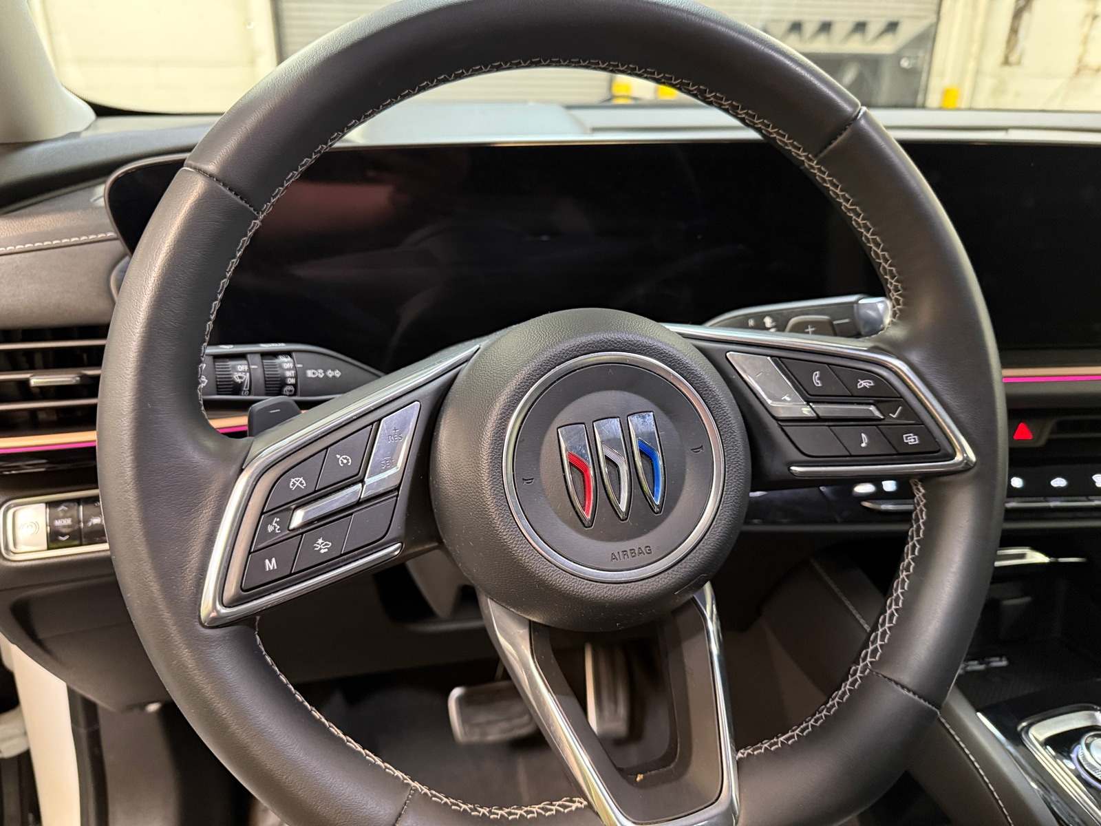 Thumbnail: 2025 Buick Envision - 4