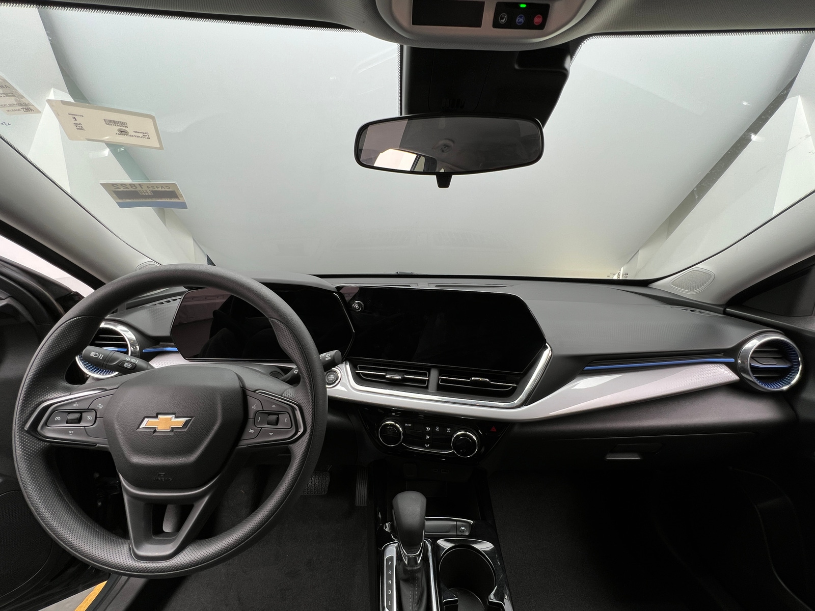 Thumbnail: 2025 Chevrolet Trax - 3