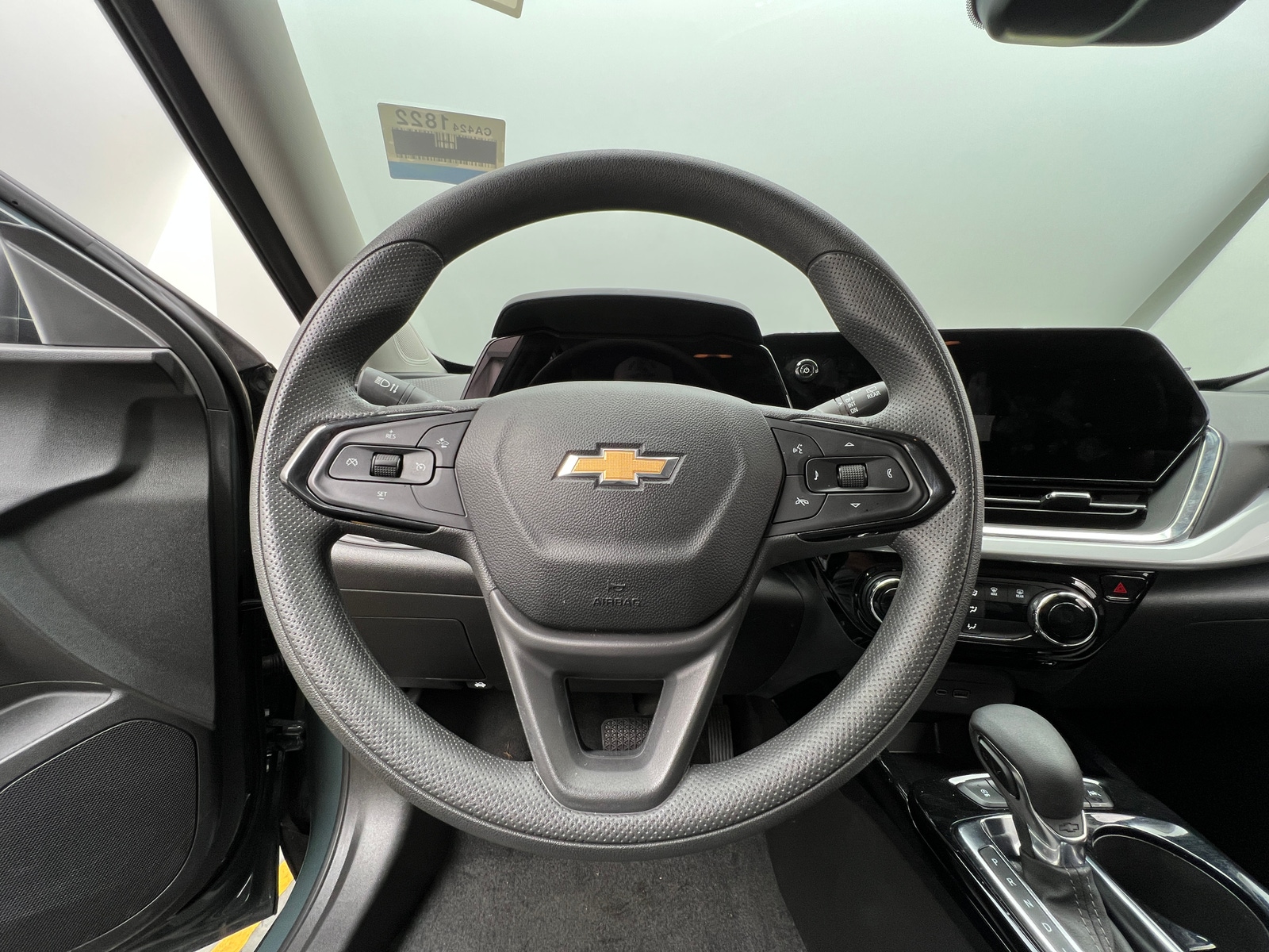 Thumbnail: 2025 Chevrolet Trax - 5