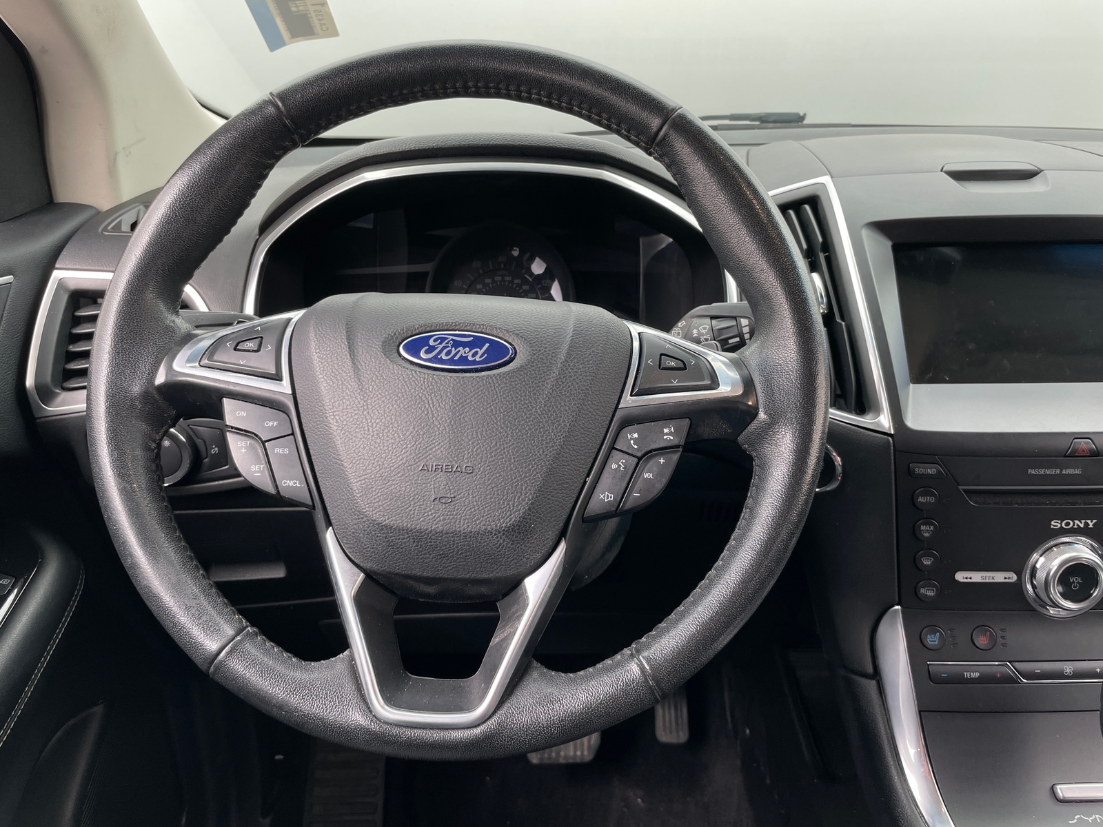 Thumbnail: 2017 Ford Edge - 4