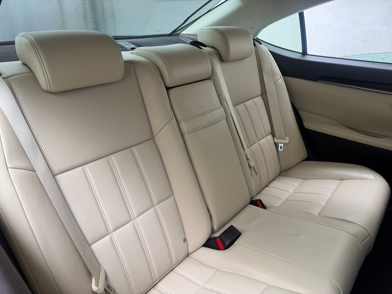 Thumbnail: 2016 Lexus ES - 5