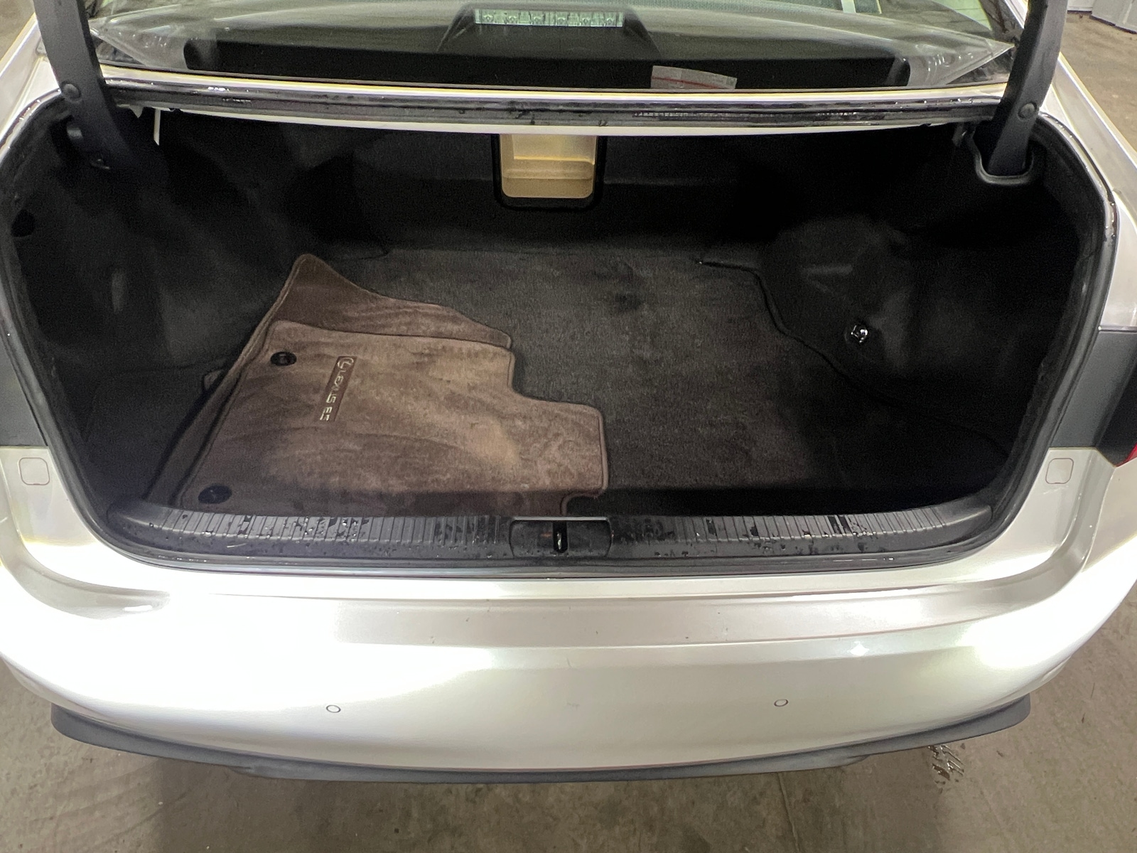 Thumbnail: 2016 Lexus ES - 6