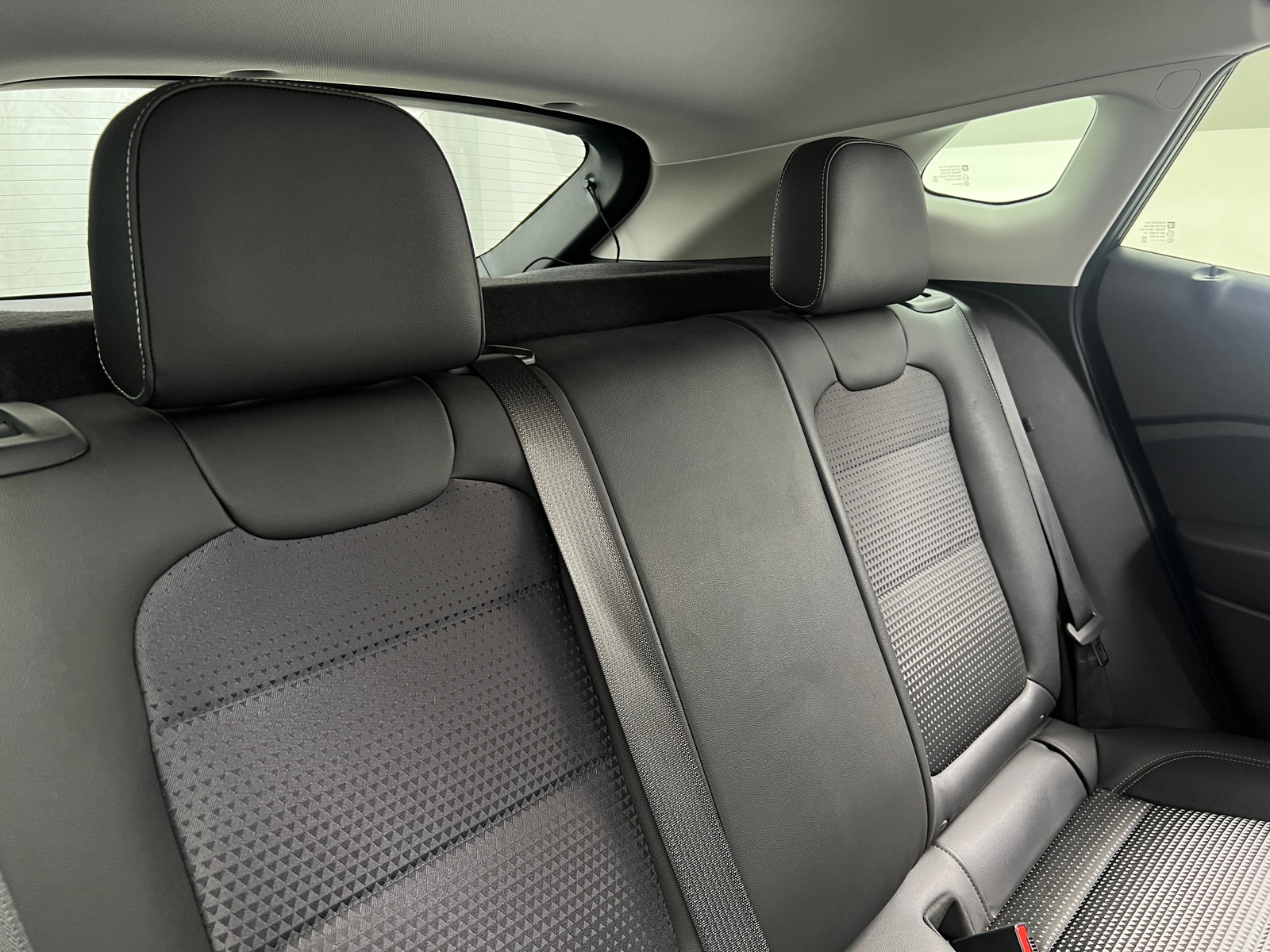 Thumbnail: 2025 Chevrolet Trax - 6