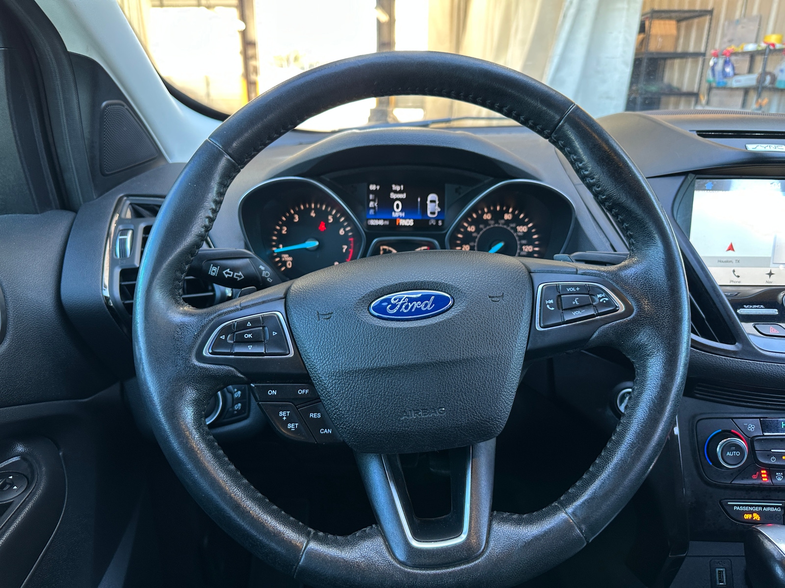 Thumbnail: 2017 Ford Escape - 4