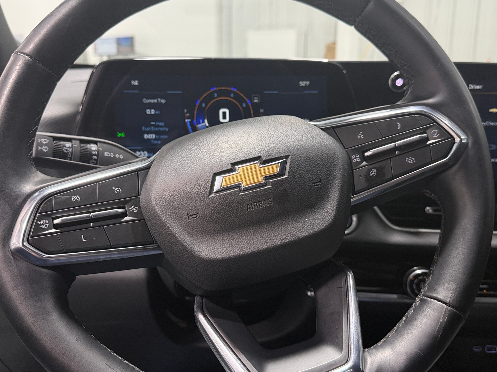 Thumbnail: 2025 Chevrolet Equinox - 5