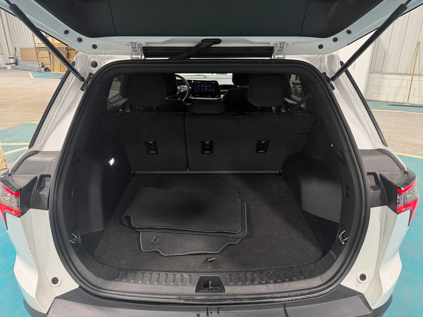 Thumbnail: 2025 Chevrolet Equinox - 7