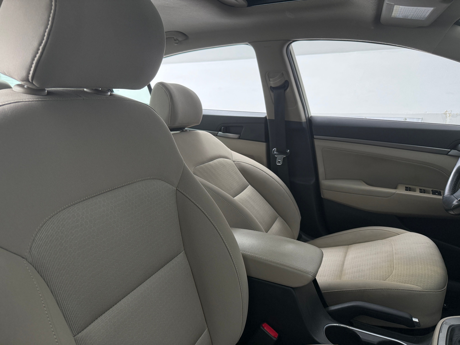 Thumbnail: 2017 Hyundai Elantra - 2