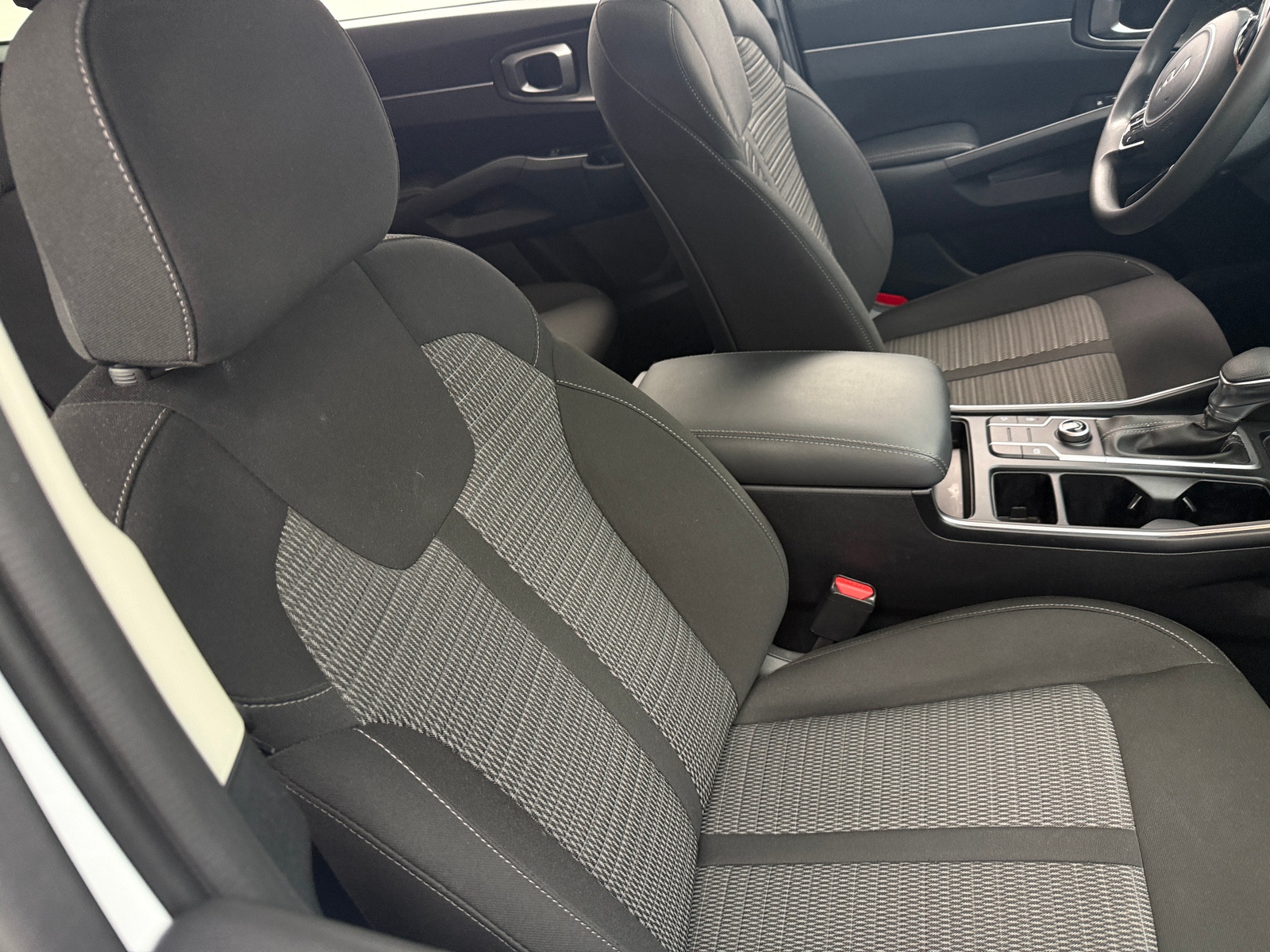 Thumbnail: 2023 Kia Sorento - 2