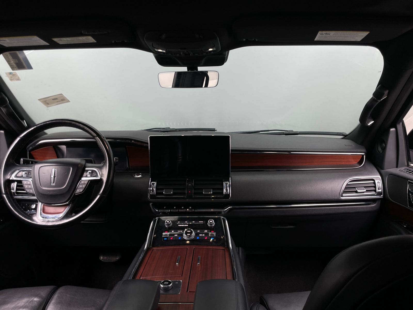 Thumbnail: 2023 Lincoln Navigator - 2