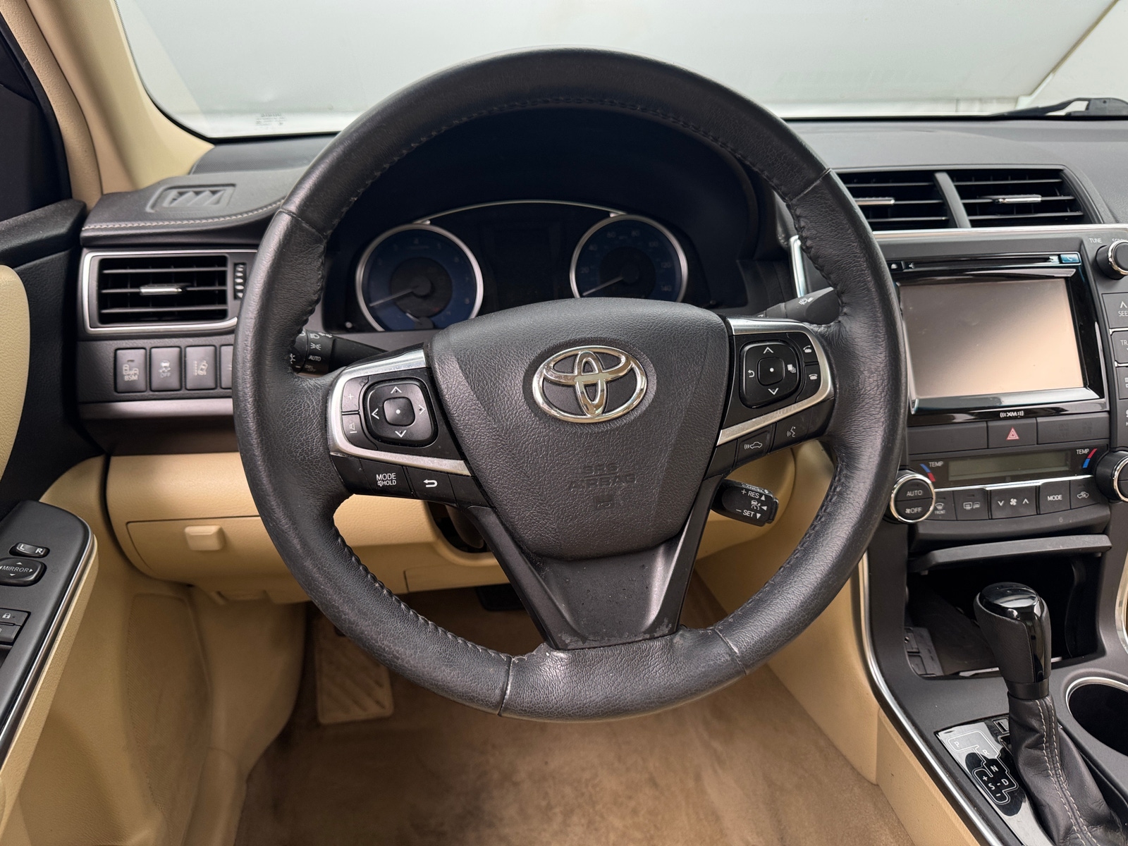 Thumbnail: 2017 Toyota Camry - 4