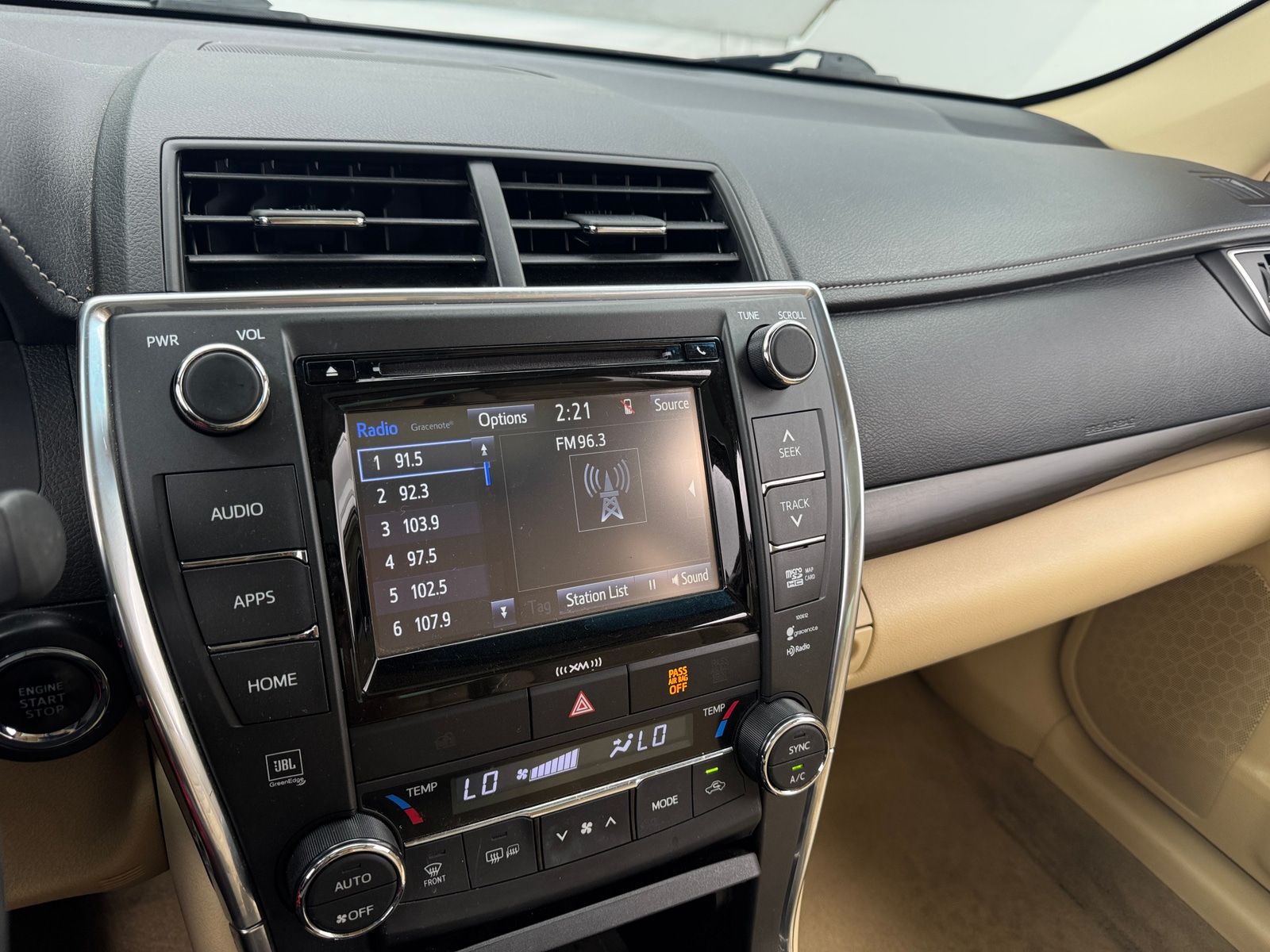 Thumbnail: 2017 Toyota Camry - 3