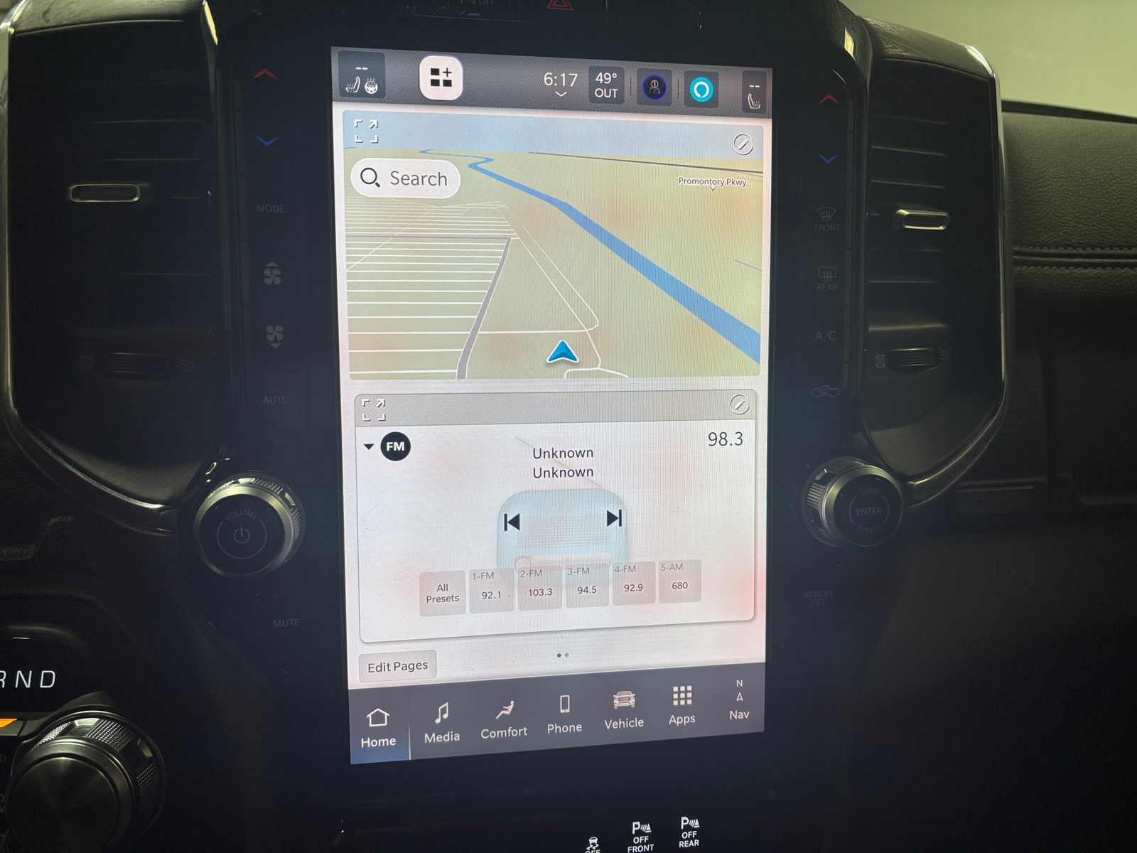 Thumbnail: 2025 RAM 1500 - 3