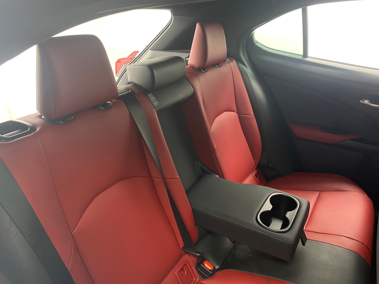 Thumbnail: 2019 Lexus UX - 5