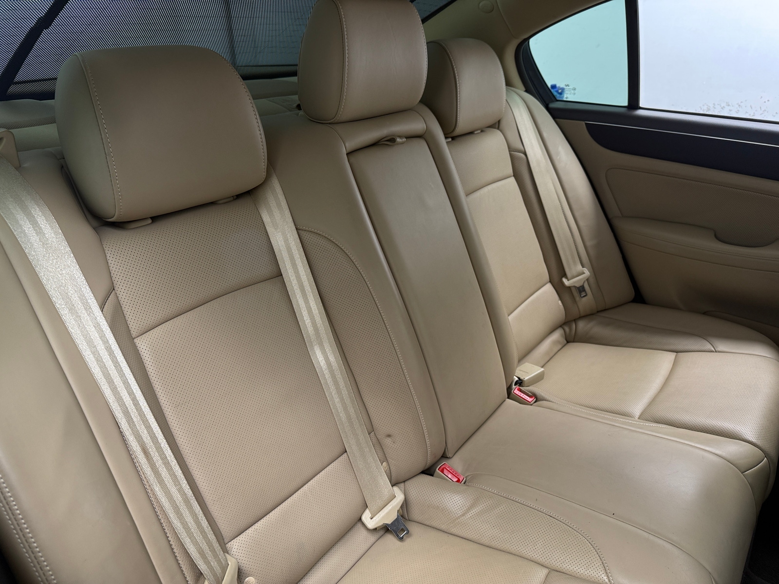 Thumbnail: 2013 Hyundai Genesis - 5