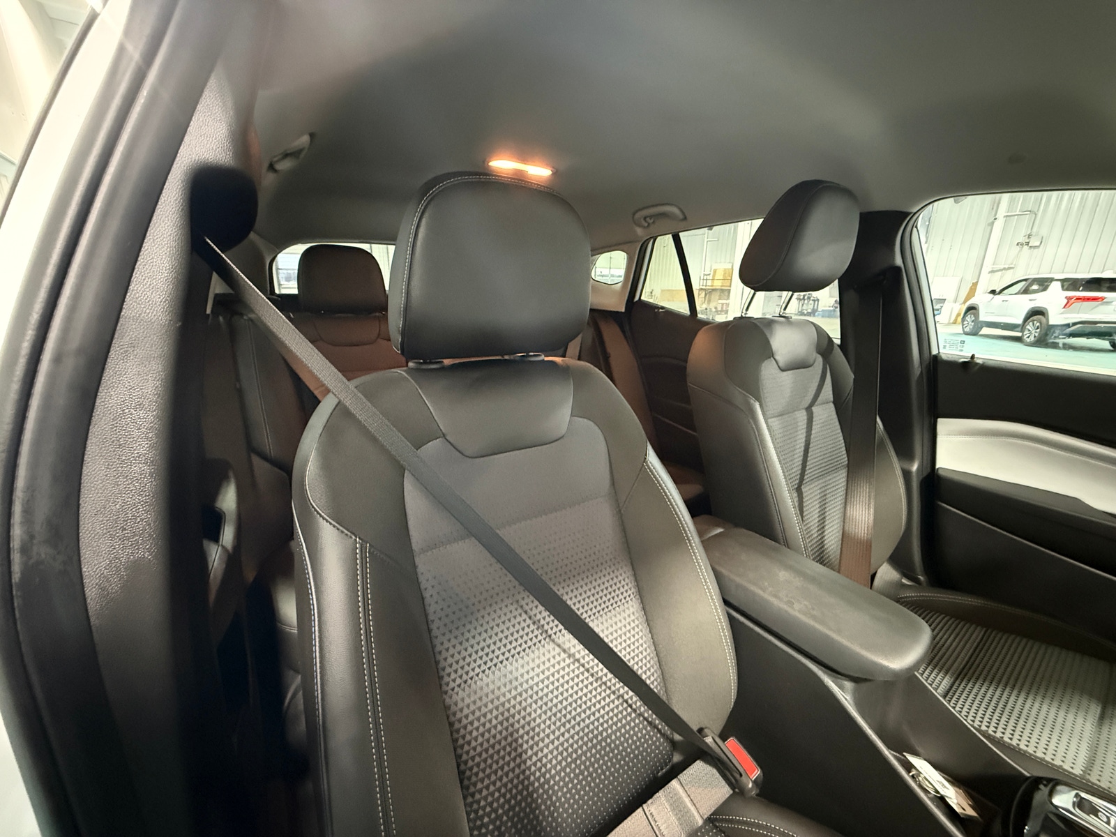 Thumbnail: 2025 Chevrolet Trax - 2