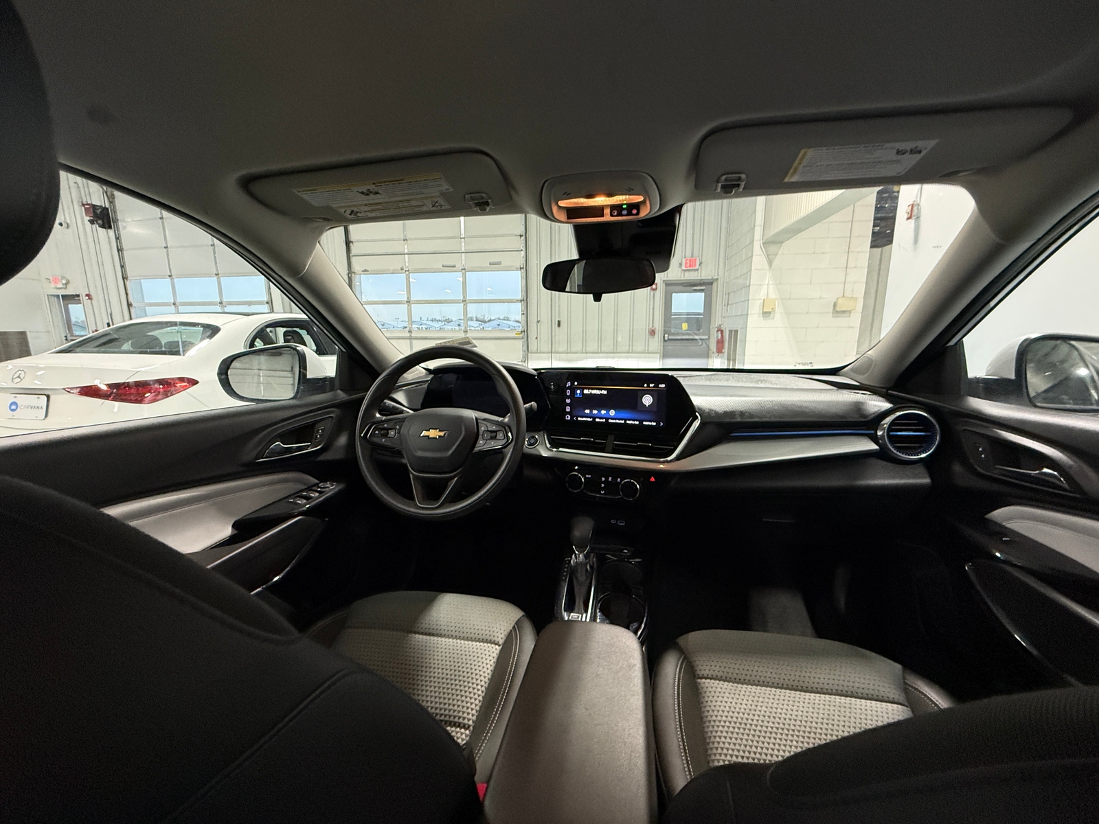 Thumbnail: 2025 Chevrolet Trax - 3