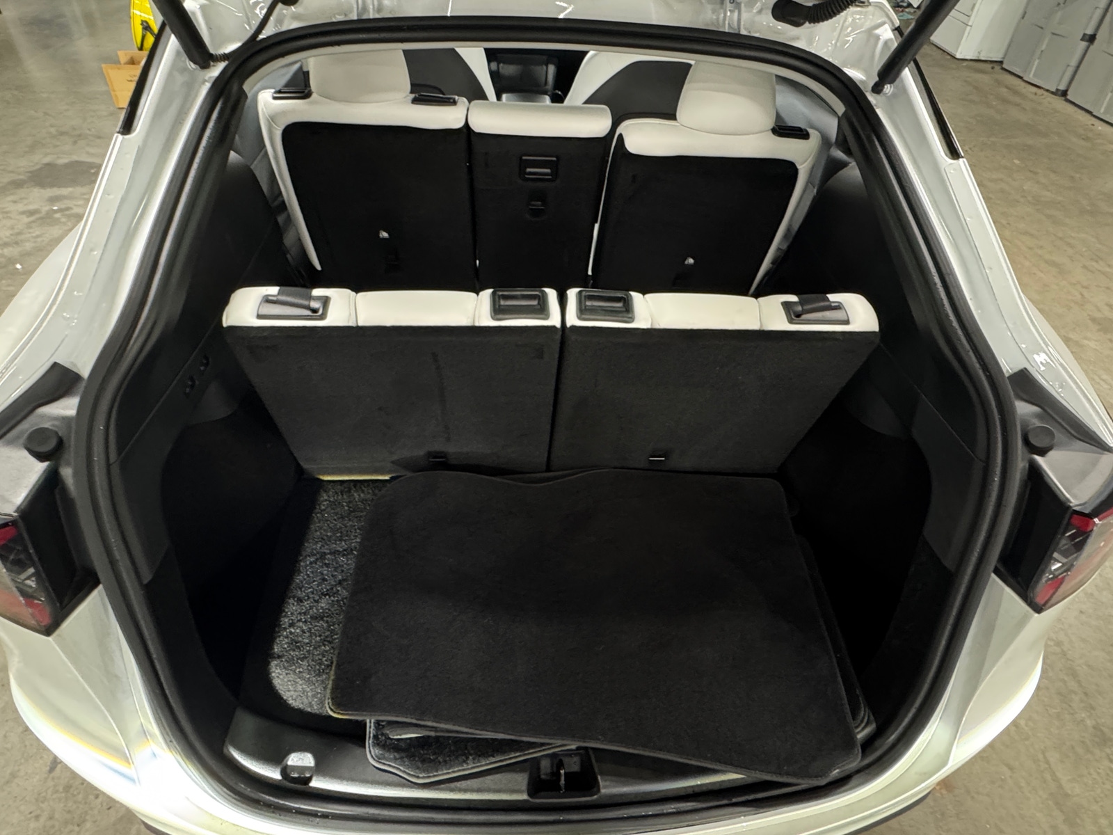 Thumbnail: 2025 Tesla Model Y - 7