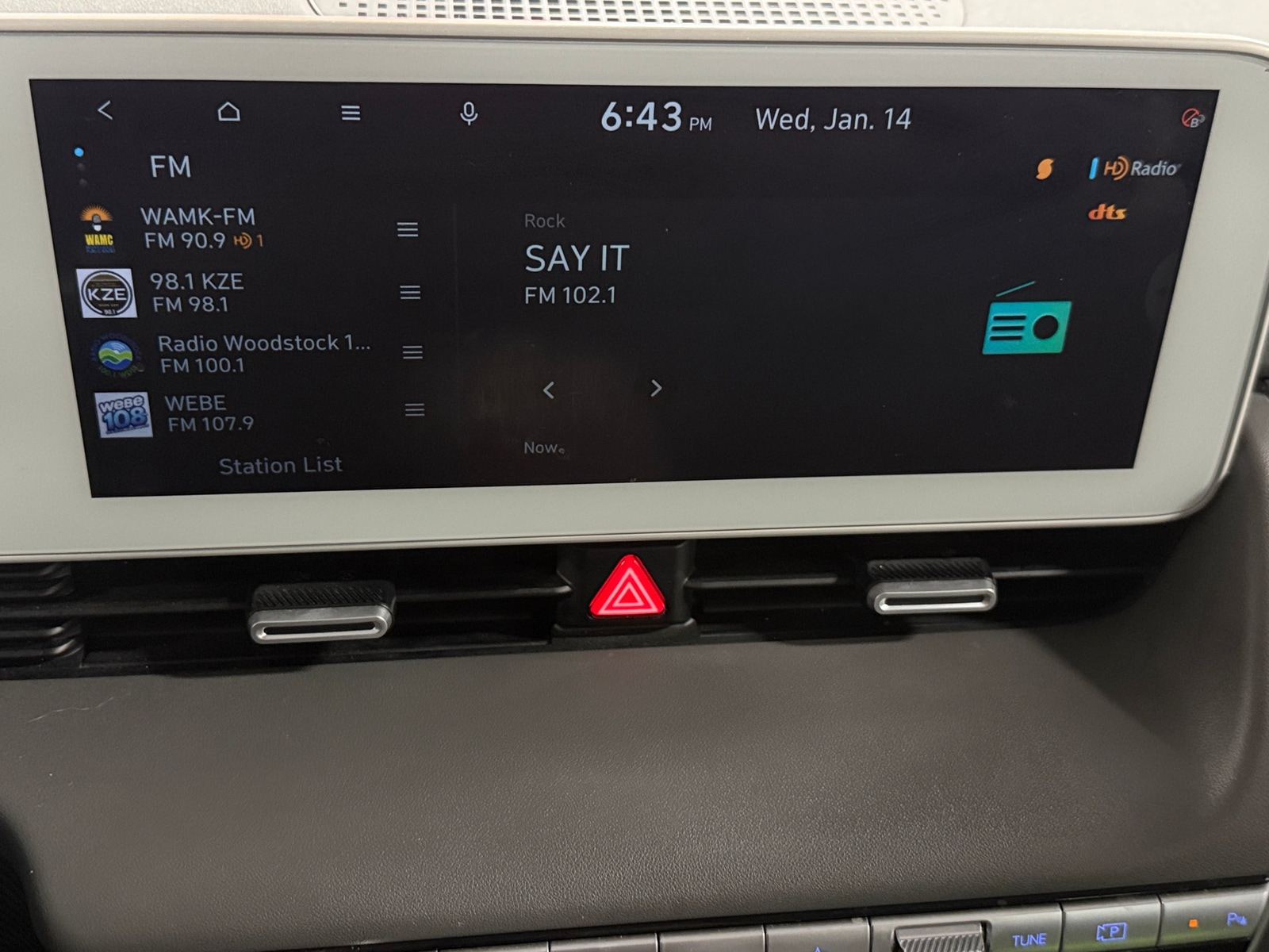 Thumbnail: 2022 Hyundai Ioniq 5 - 4