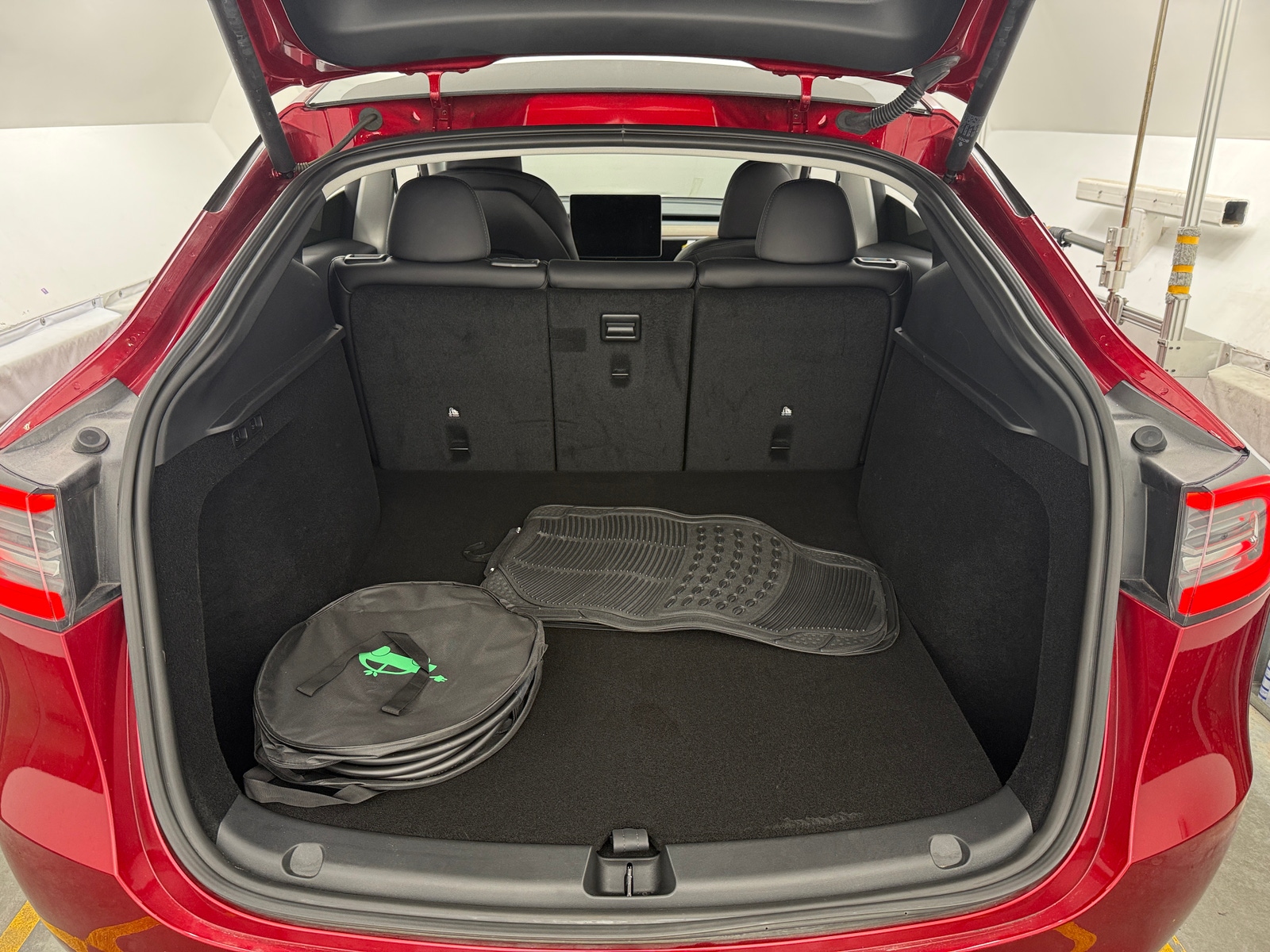 Thumbnail: 2024 Tesla Model Y - 6