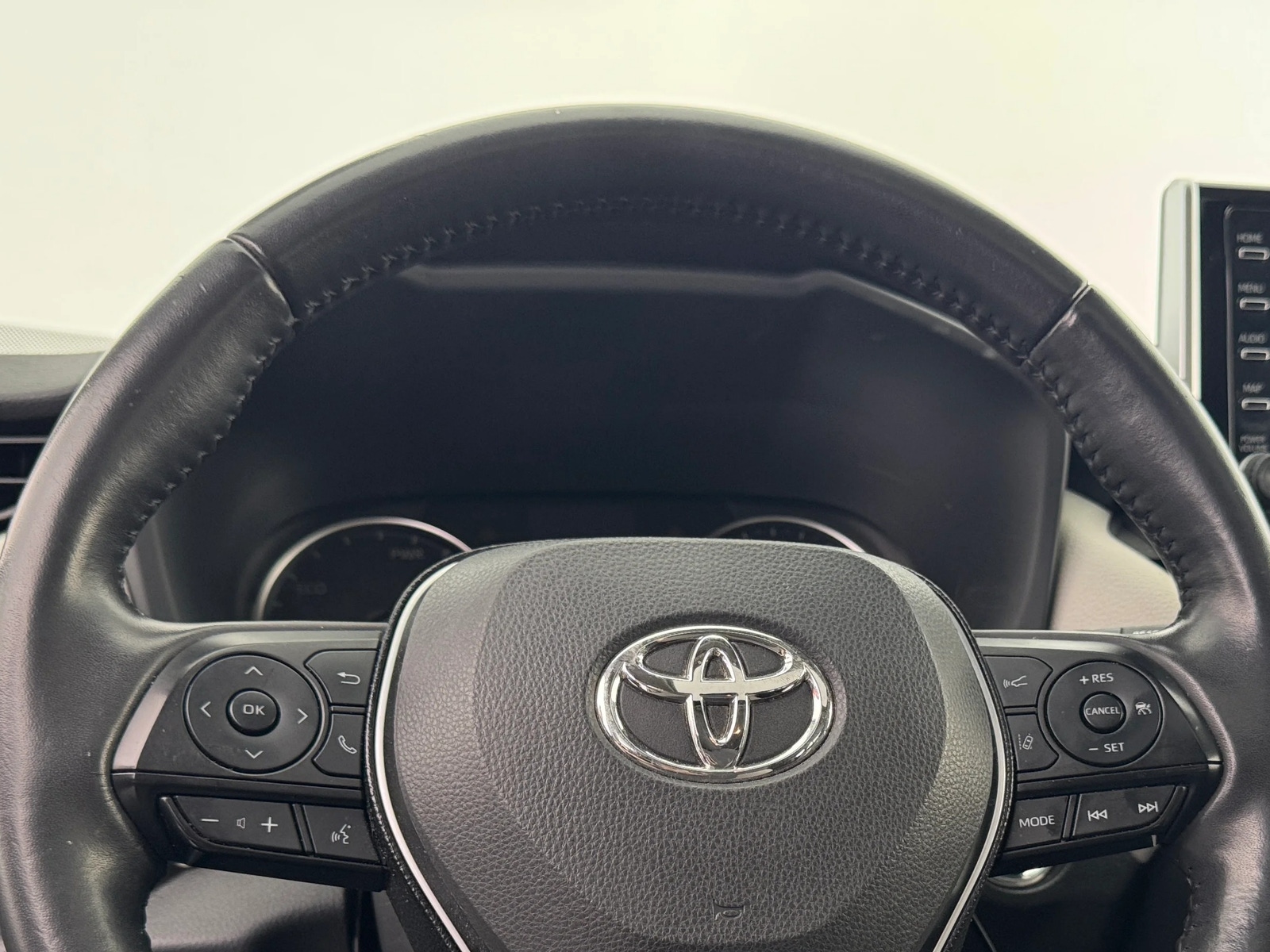 Thumbnail: 2020 Toyota RAV4 - 5