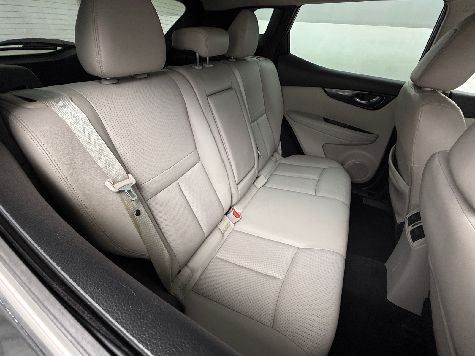 Thumbnail: 2017 Nissan Rogue Sport - 5