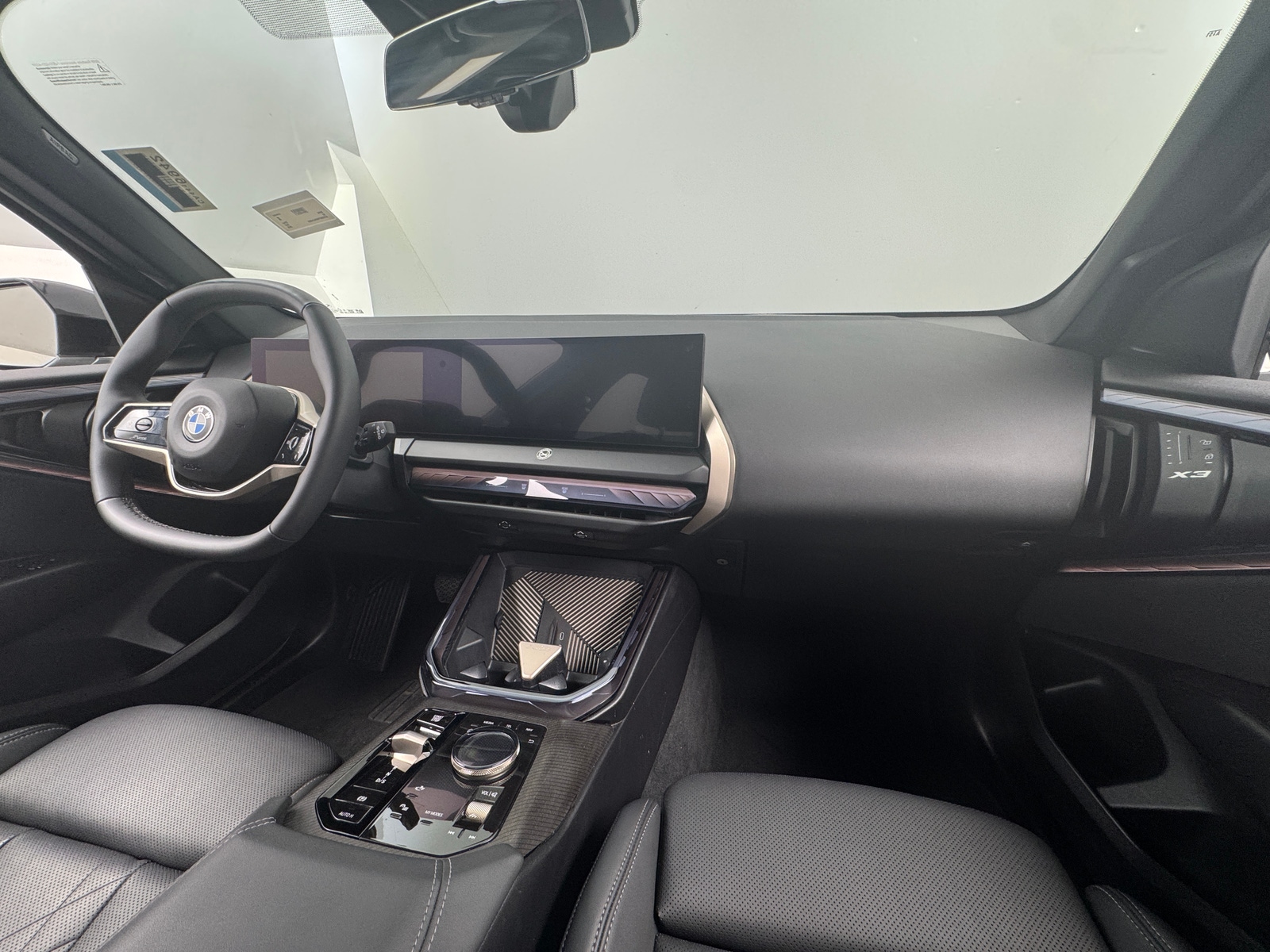 Thumbnail: 2025 BMW X3 - 2