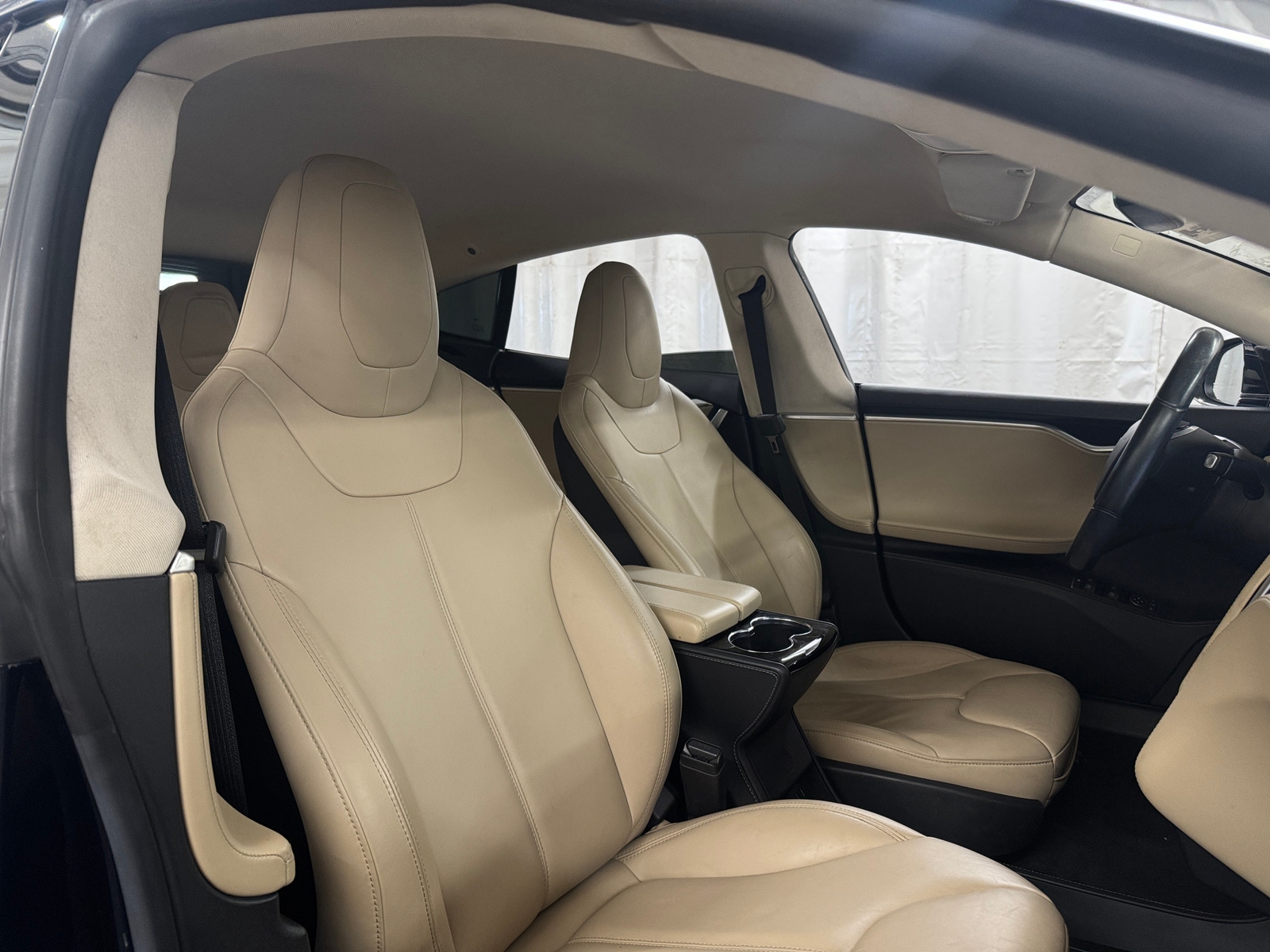 Thumbnail: 2015 Tesla Model S - 2