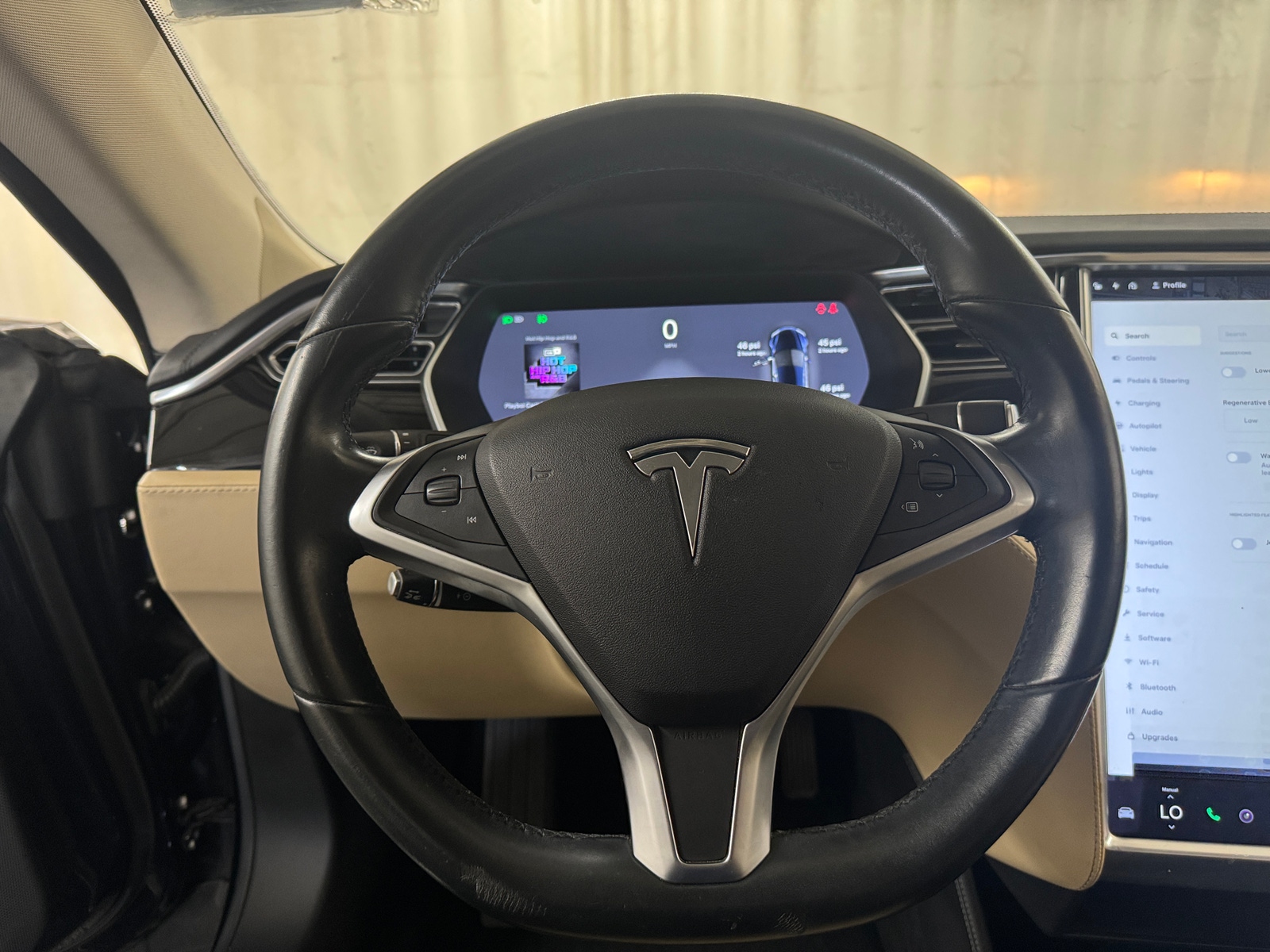 Thumbnail: 2015 Tesla Model S - 5