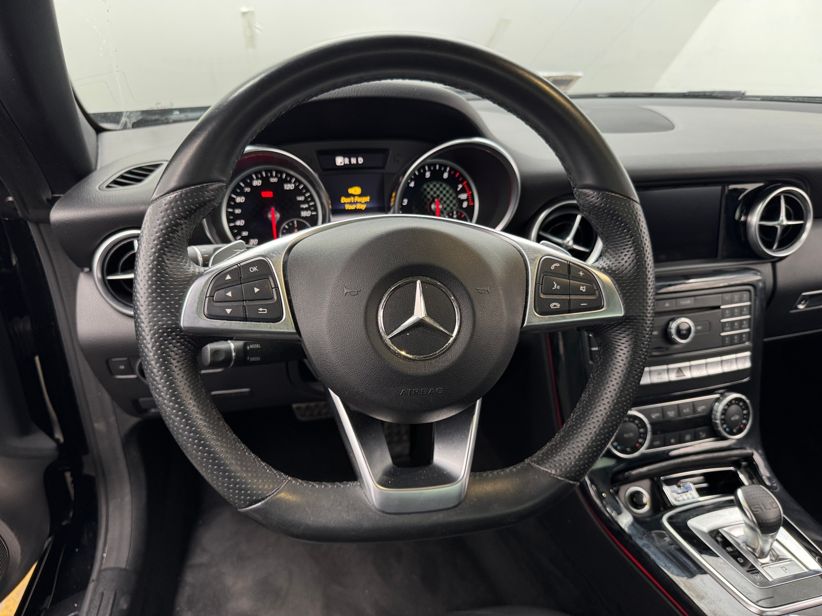 Thumbnail: 2020 Mercedes-Benz SLC - 4