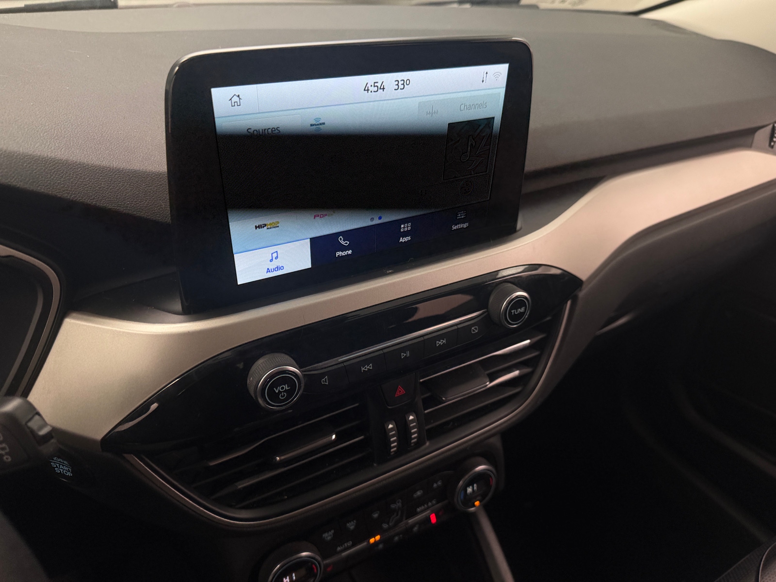 Thumbnail: 2021 Ford Escape - 3