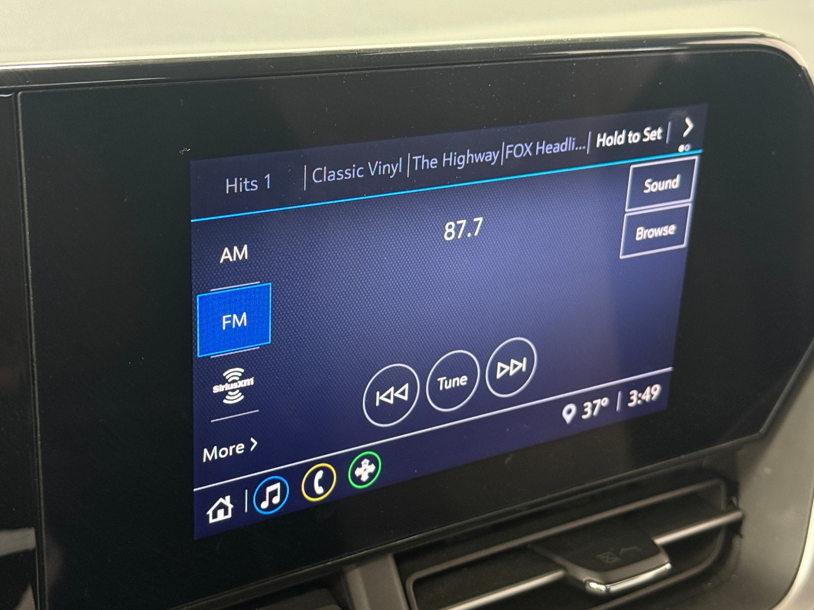 Thumbnail: 2025 Chevrolet Trax - 4