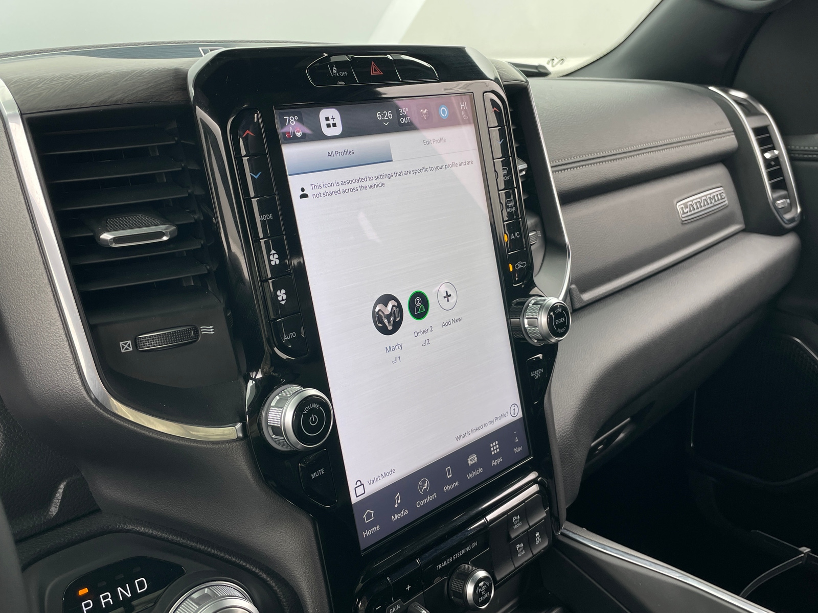 Thumbnail: 2025 RAM 1500 - 3