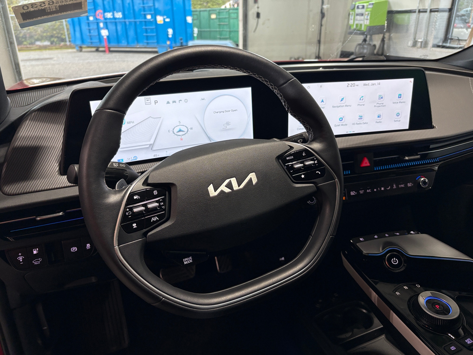 Thumbnail: 2023 Kia EV6 - 4