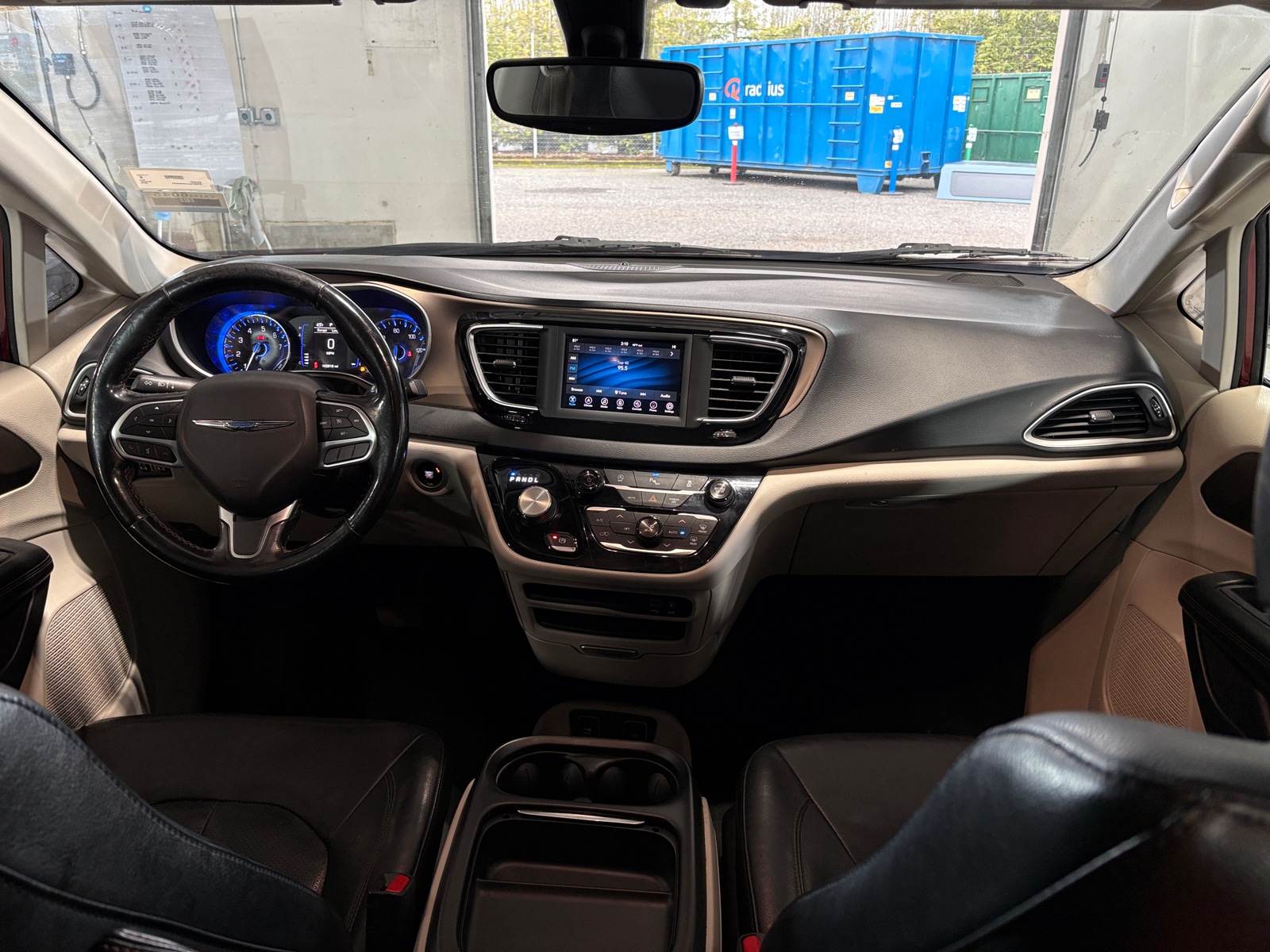 Thumbnail: 2019 Chrysler Pacifica - 2