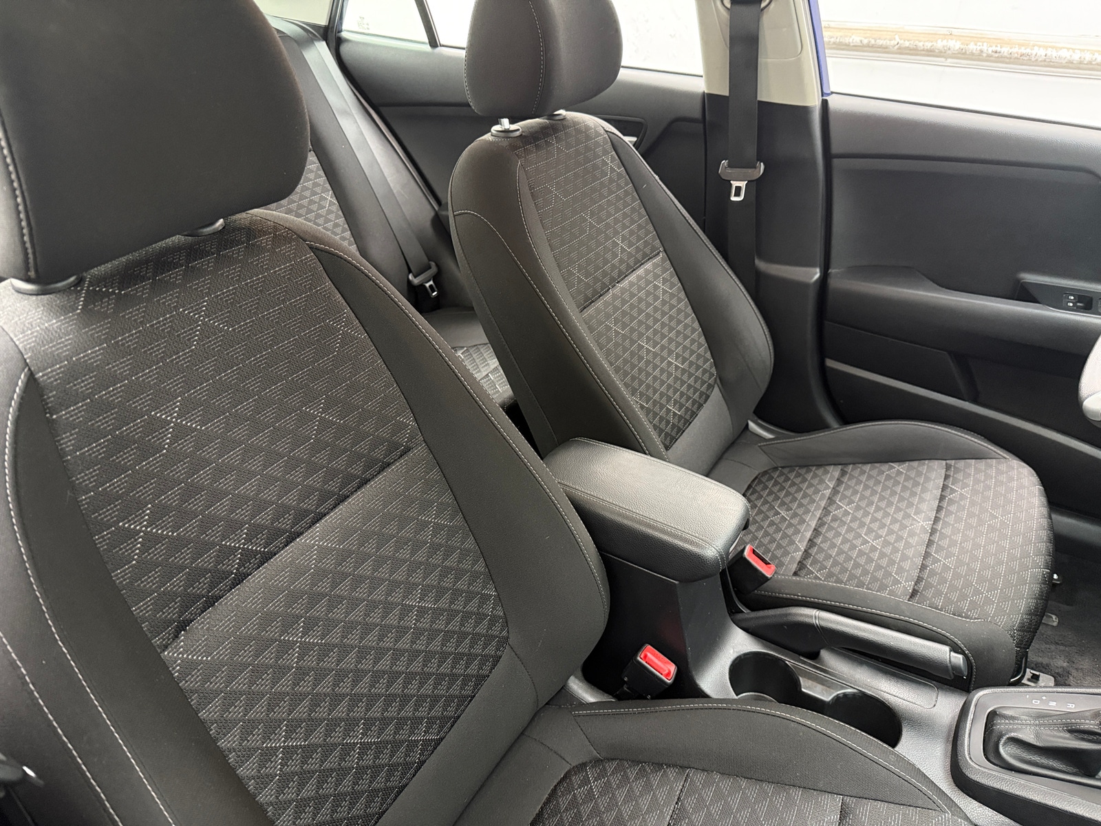 Thumbnail: 2020 Kia Rio - 2