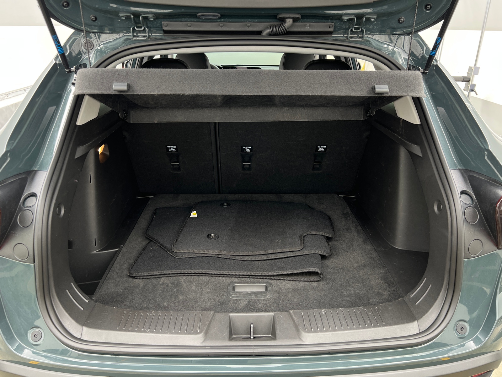 Thumbnail: 2025 Chevrolet Trax - 7