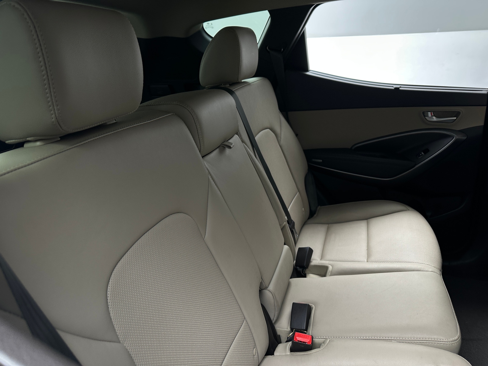 Thumbnail: 2017 Hyundai Santa Fe - 6