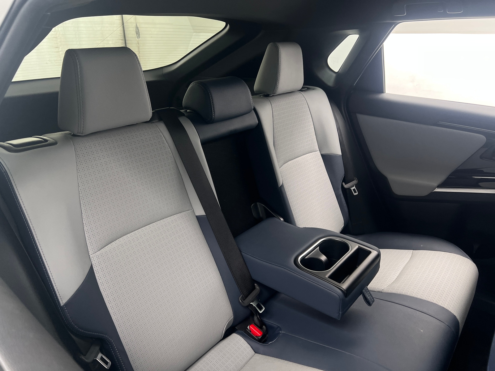 Thumbnail: 2023 Subaru Solterra - 6