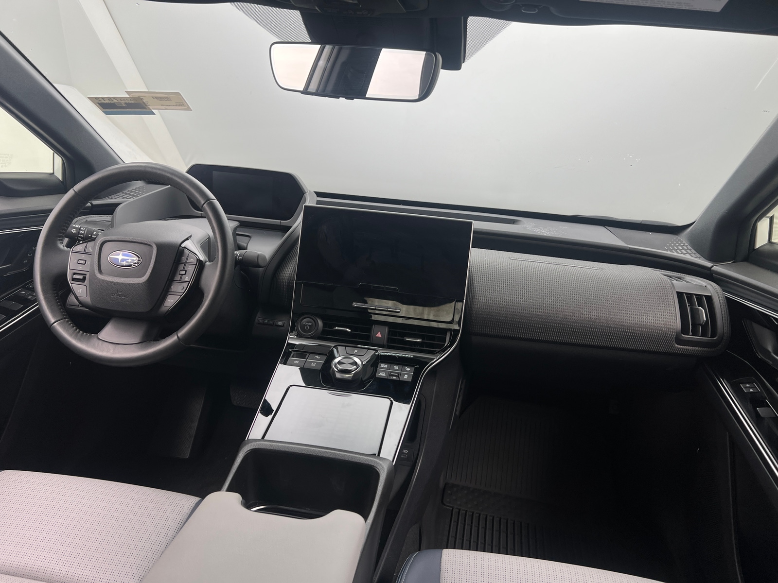 Thumbnail: 2023 Subaru Solterra - 3