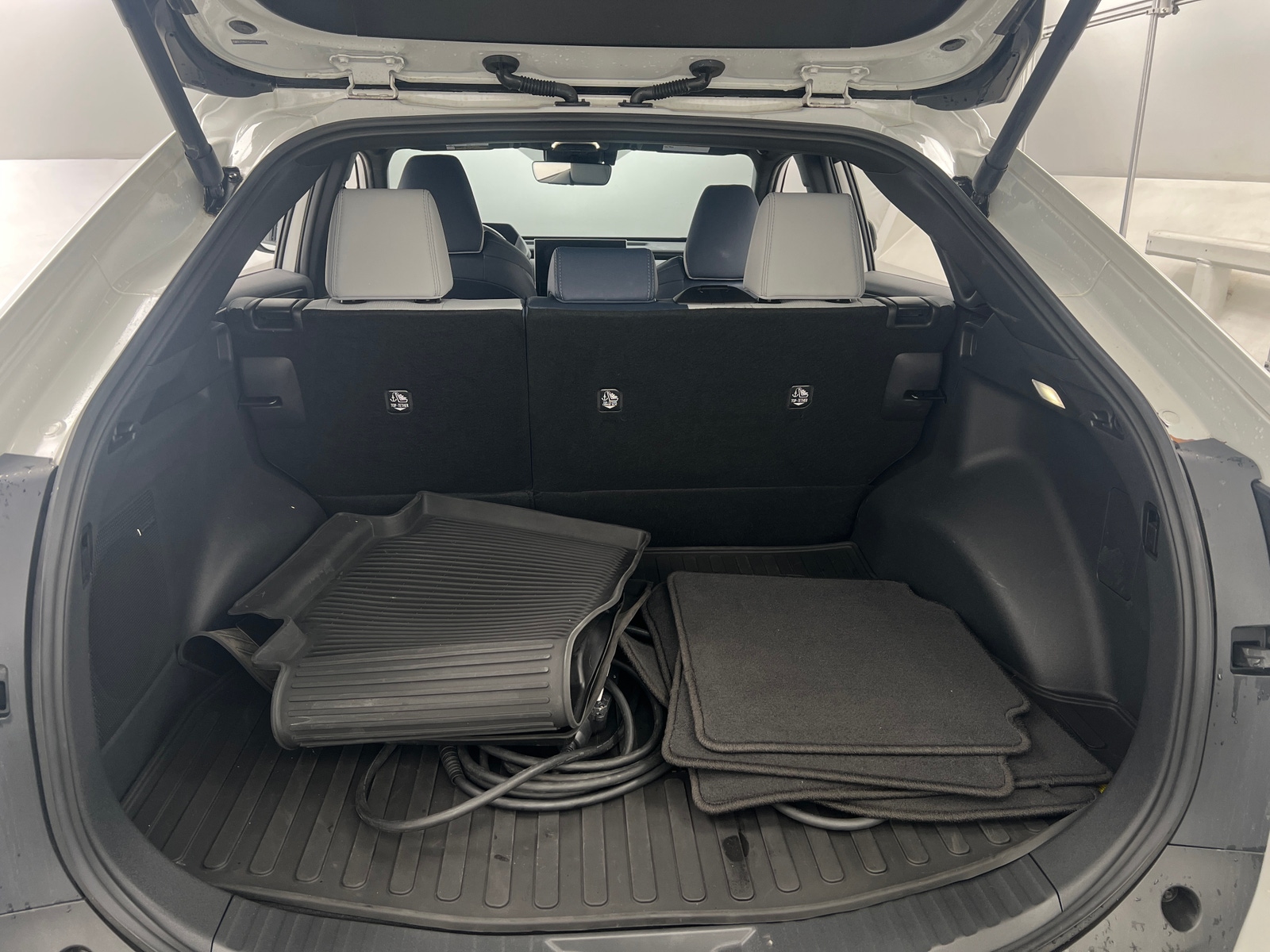 Thumbnail: 2023 Subaru Solterra - 7