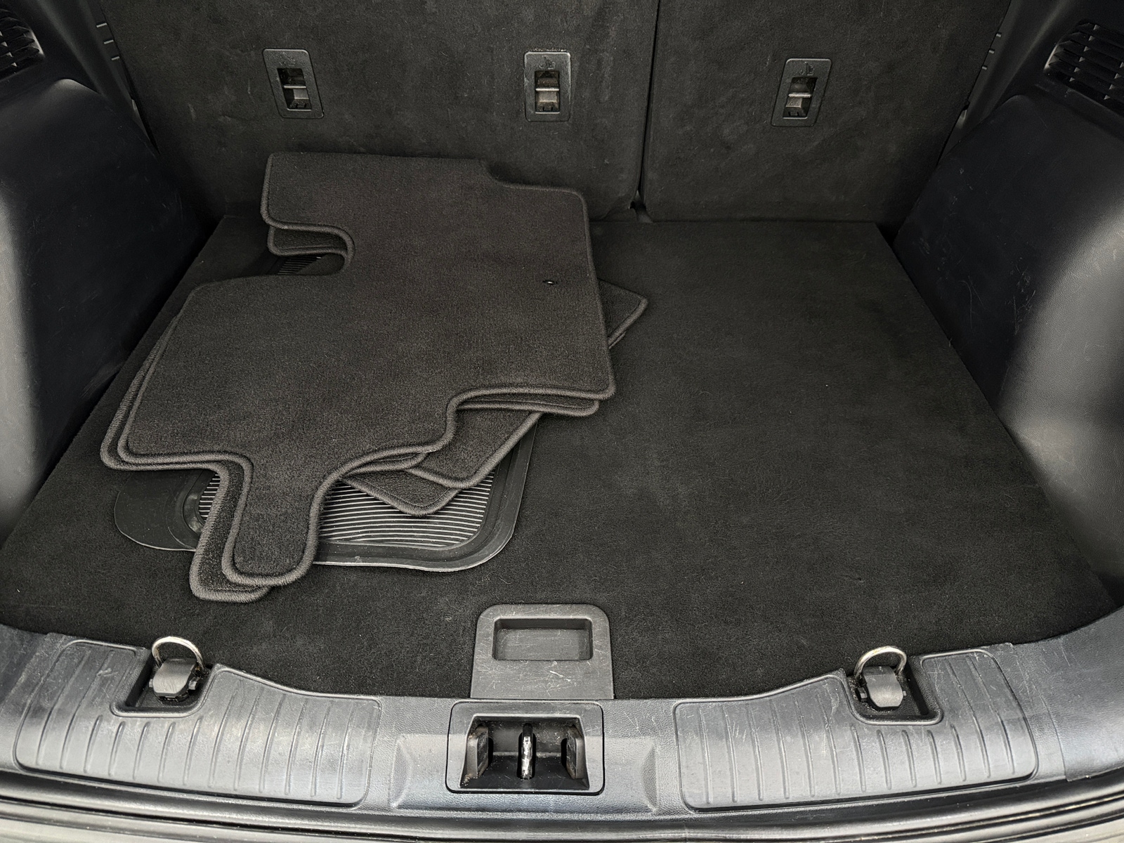 Thumbnail: 2022 Ford Escape - 7